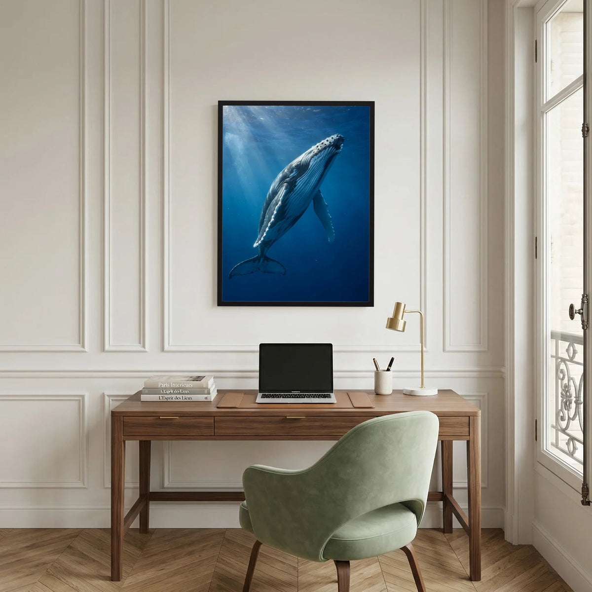 Poster mit Buckelwal unter Wasser im schwarzen Rahmen