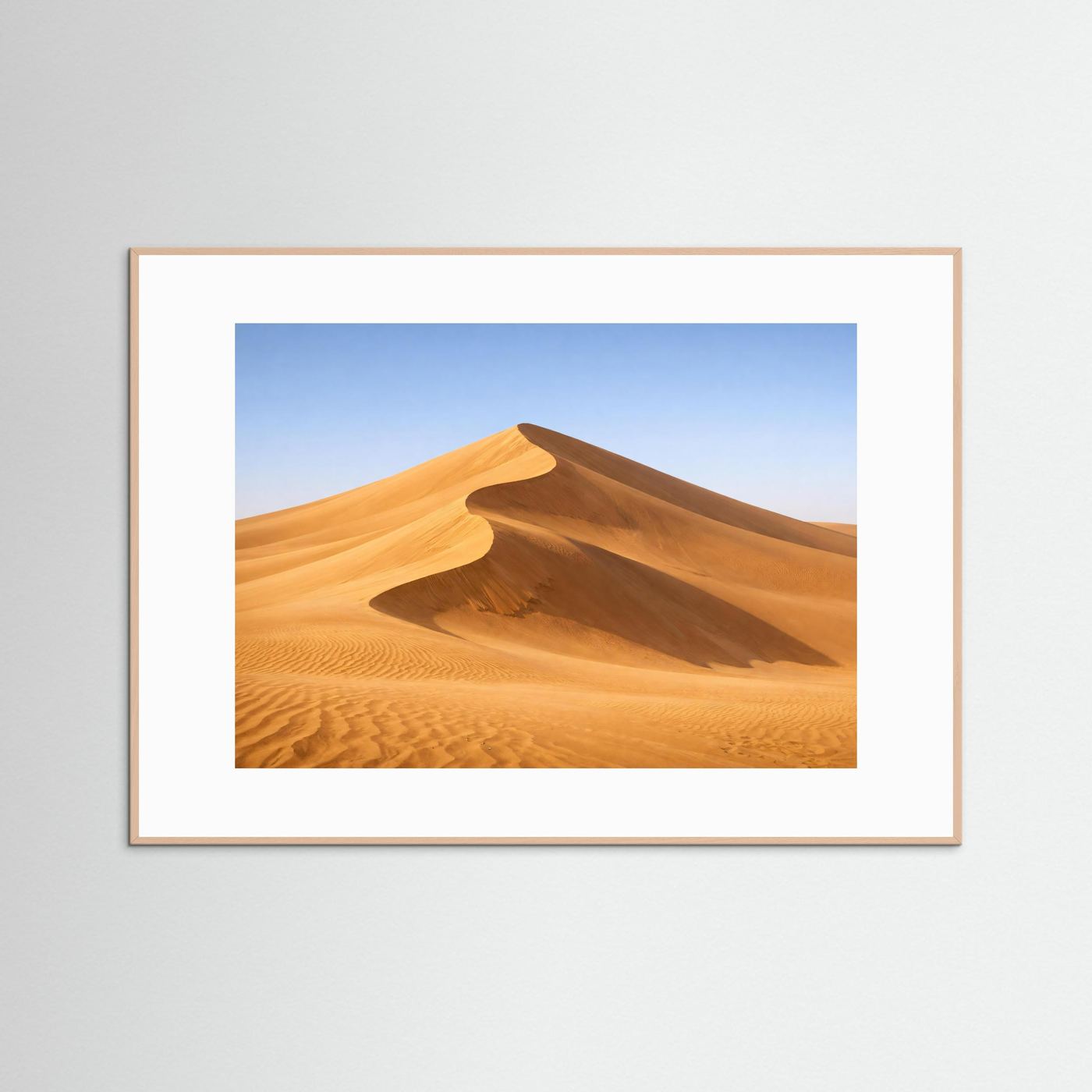 Sanfte Sanddüne in der Wüste | Dünen- & Natur-Panorama Poster Querformat