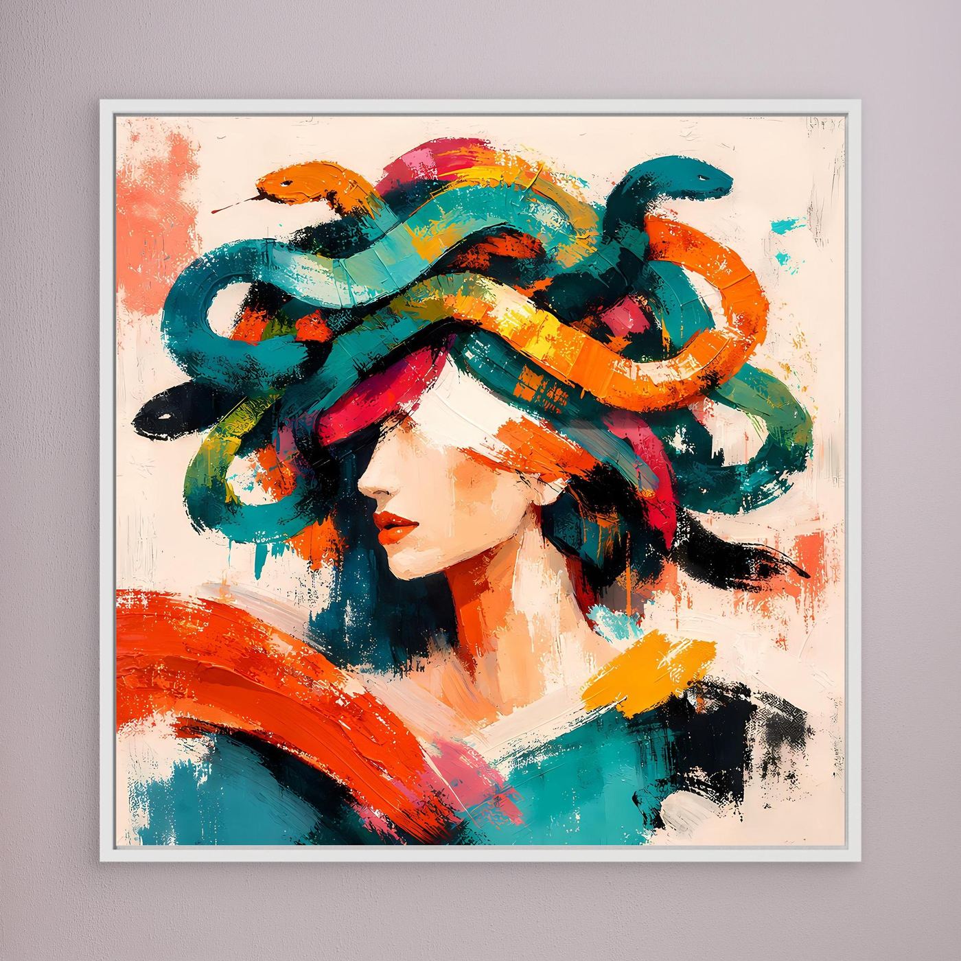 Wandbild mit Medusenmotiv im abstrakten Pop-Art-Stil, farbige Pinselstriche, weißer Rahmen