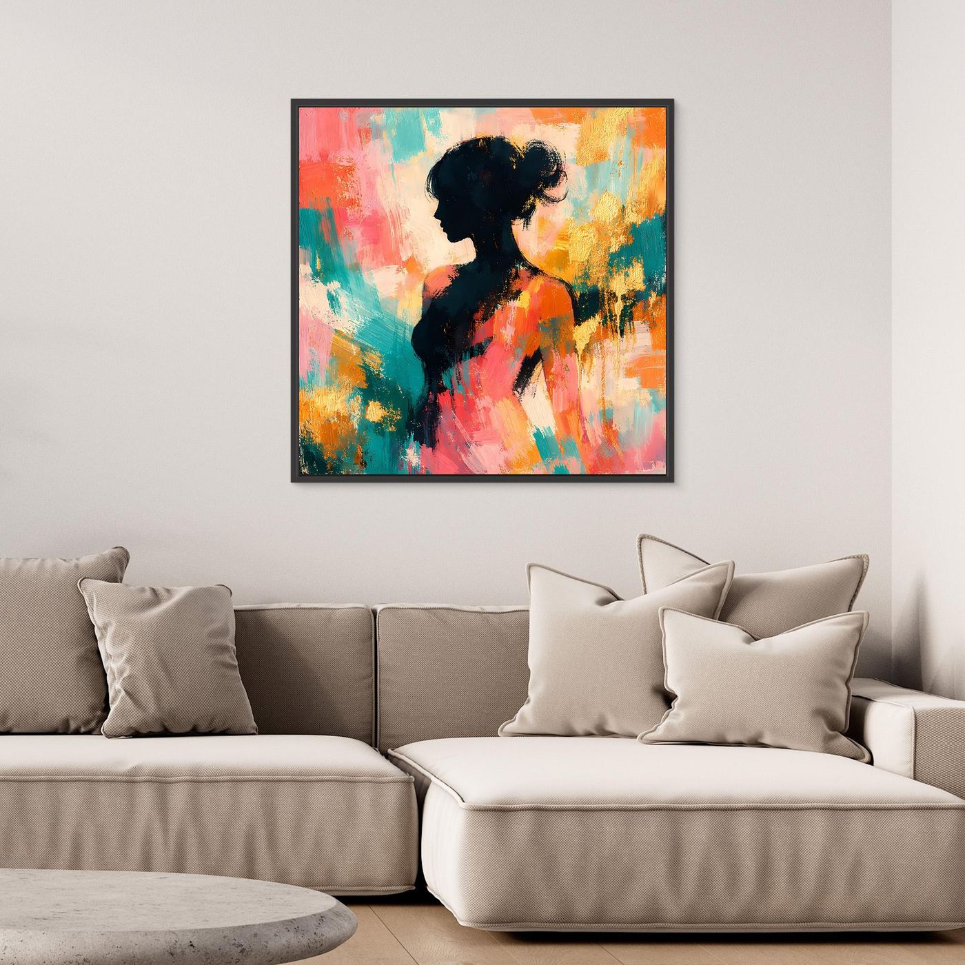 Leinwandbild mit abstrakter Frauensilhouette, pastellfarbener Farbfläche, mit schwarzem Rahmen