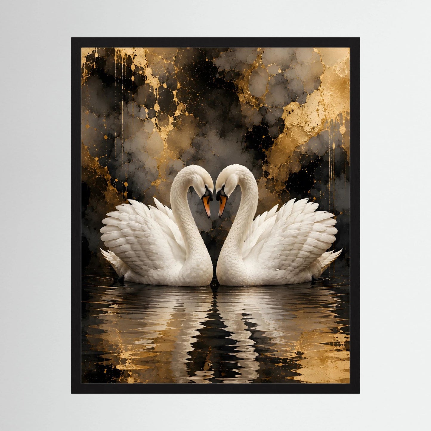 Gerahmtes Kunstposter (Hochformat) mit zwei weißen Schwänen auf Wasser, goldene Akzente