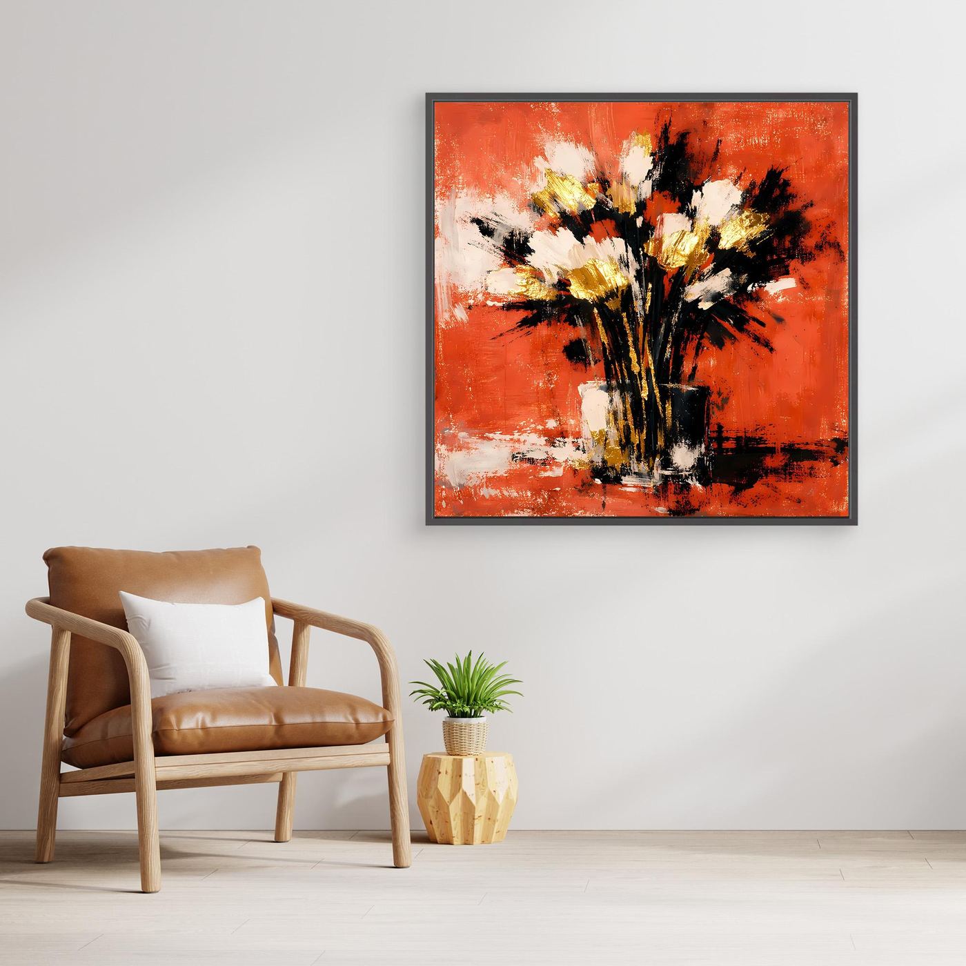 Abstraktes Blumenstrauß-Wandbild mit breitem Holzrahmen: terrakotta, schwarze Vase, helle Blüten.