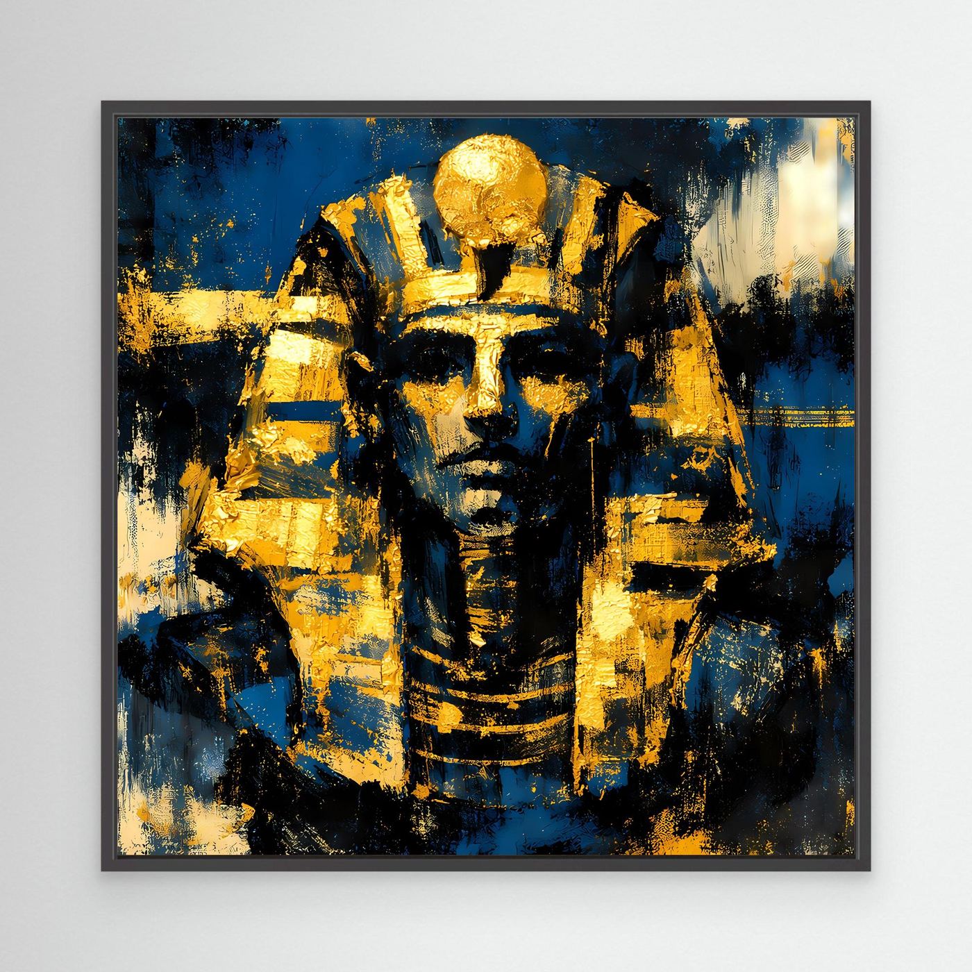 Leinwandbild mit Pharao-Porträt in Gold und Blau, schwarzer Rahmen