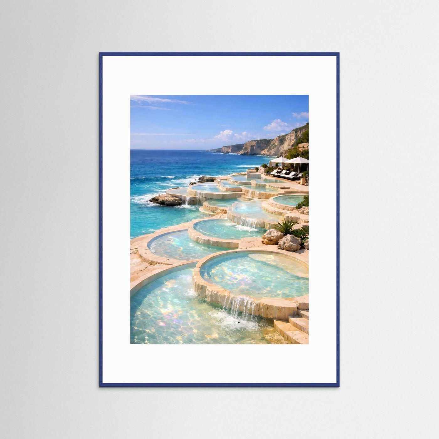 Gerahmtes Spa-Poster mit Infinity-Pools am Meer in Türkisfarben und weißem Rand