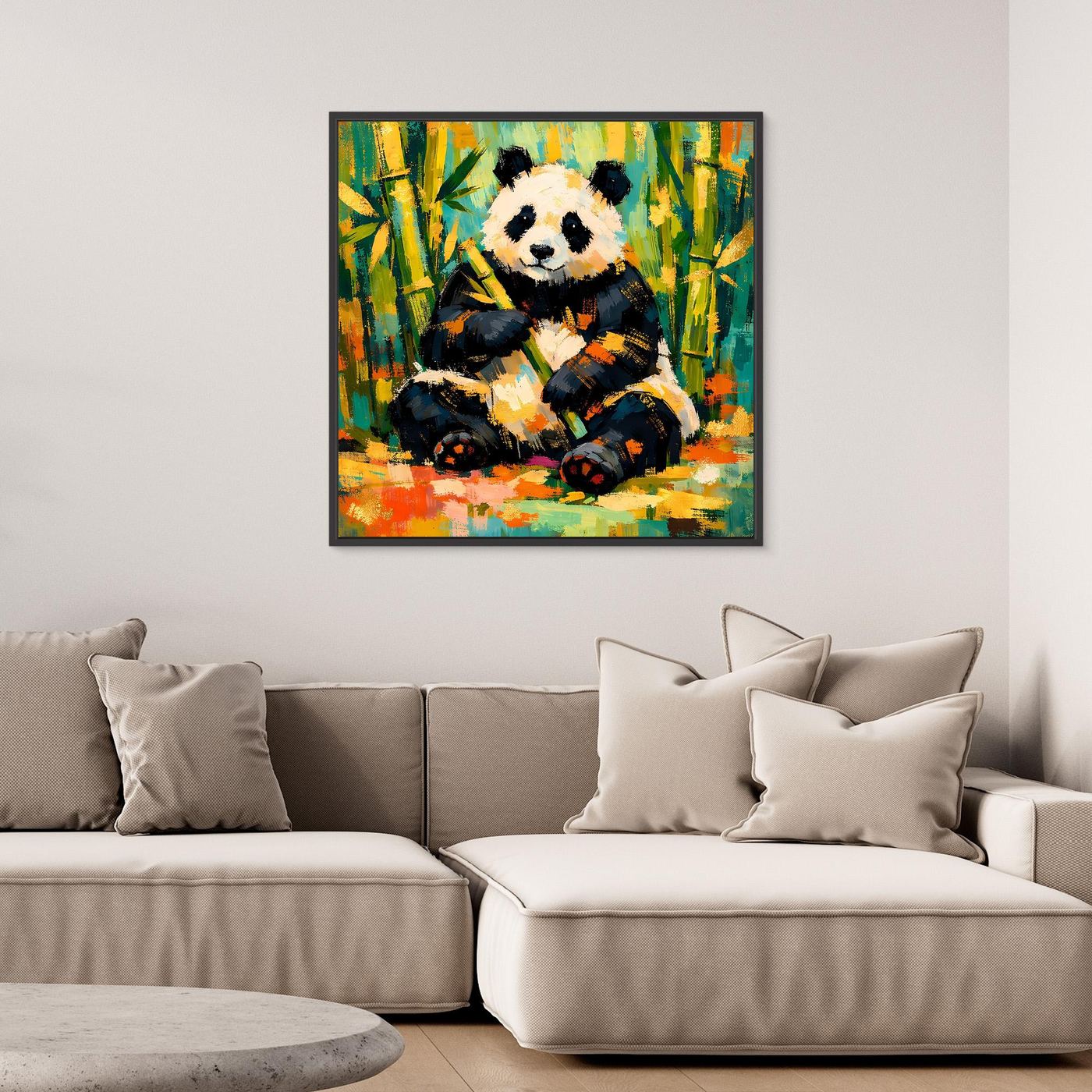Leinwandbild mit sitzendem Panda im Bambuswald, bunt abstrakt, schwarzer Rahmen