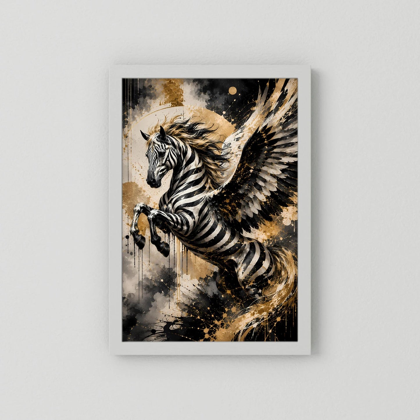 Geflügeltes Zebrapferd | Schwarz Gold abstrakte Fantasy Kunst | Poster Hochformat