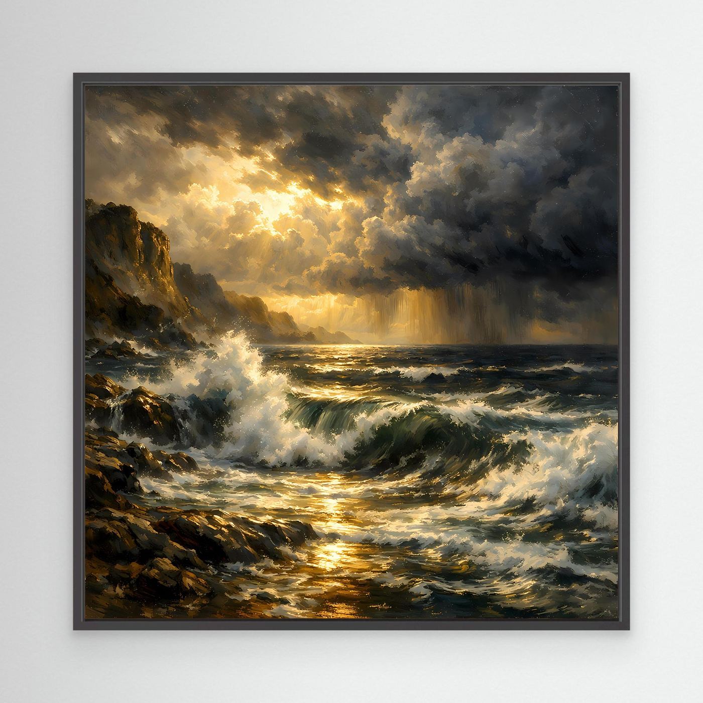 Leinwandbild mit stürmischem Meer und goldenem Licht, Wellen und Felsen, schwarzer Rahmen