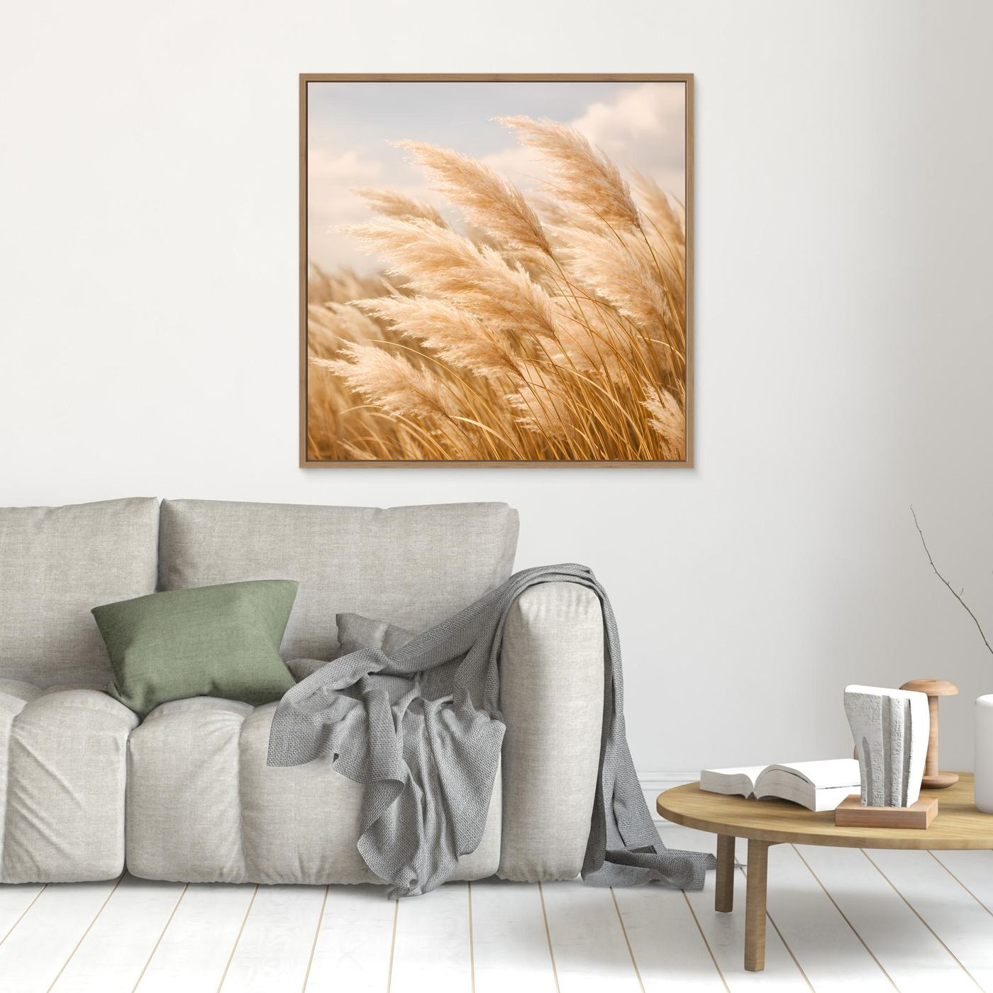 Quadratisches Leinwandbild mit wehendem Pampasgras, goldbraun gerahmt