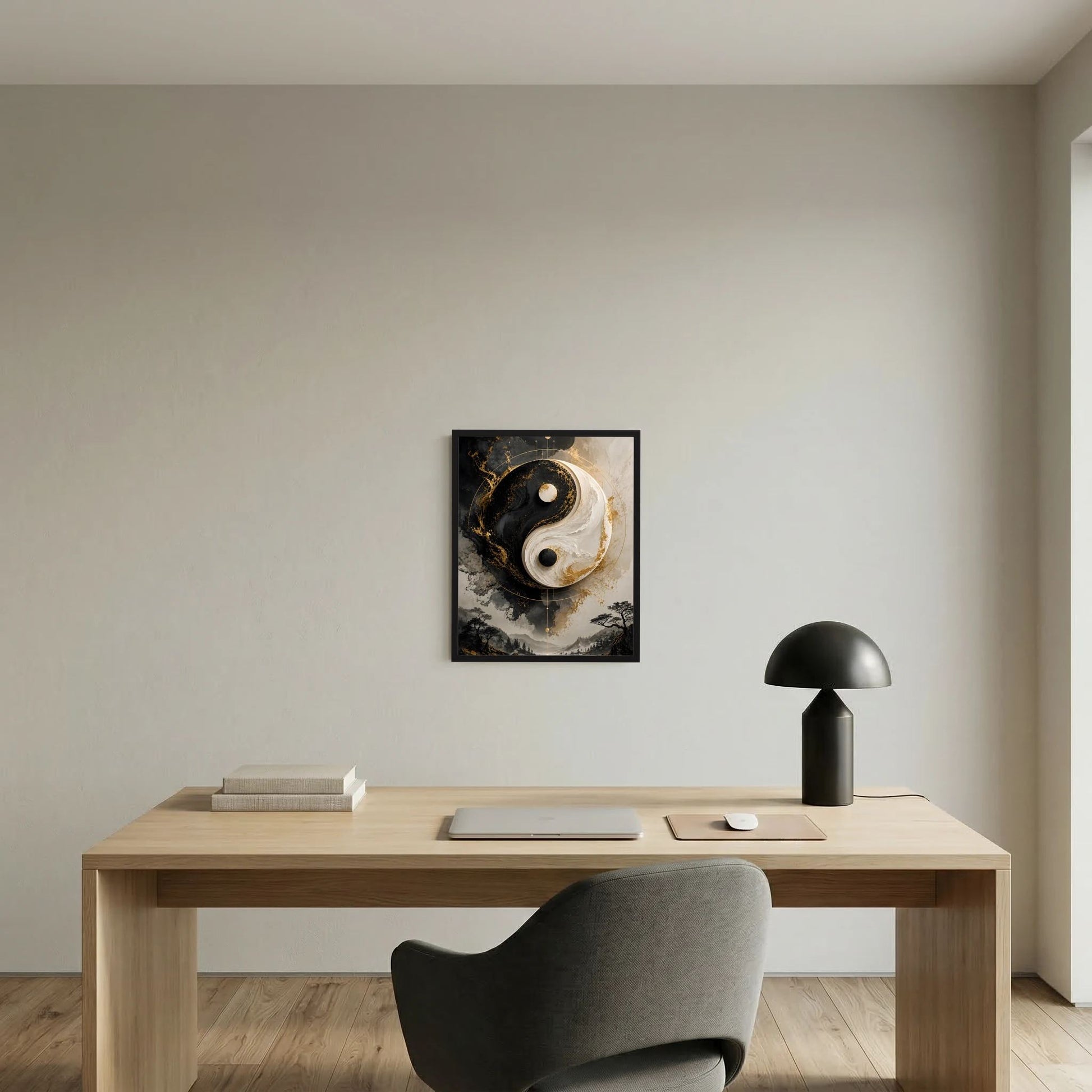 Gerahmtes Wandposter mit Yin-Yang in Schwarz und Gold, abstrakte Landschaft