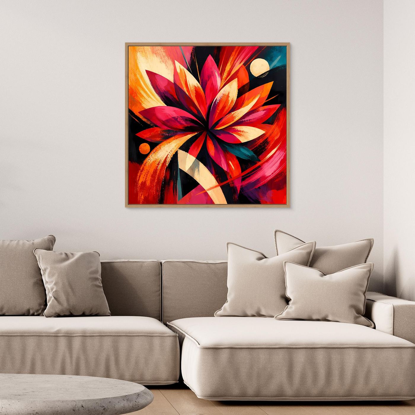 Quadratisches Leinwandbild mit abstrakter Blüte in Rot, Orange und Beige, mit Rahmen