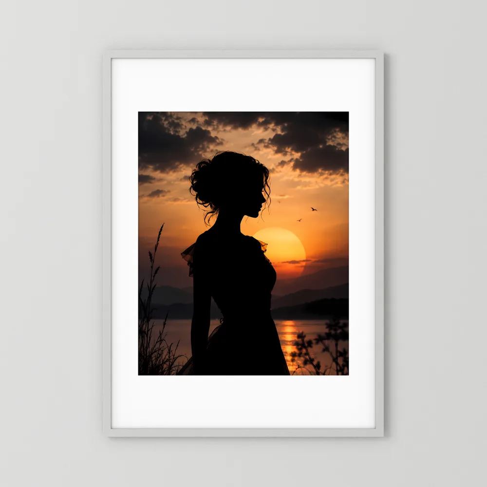 Poster mit Silhouette einer Frau am Sonnenuntergang im weißen Rahmen mit Rand