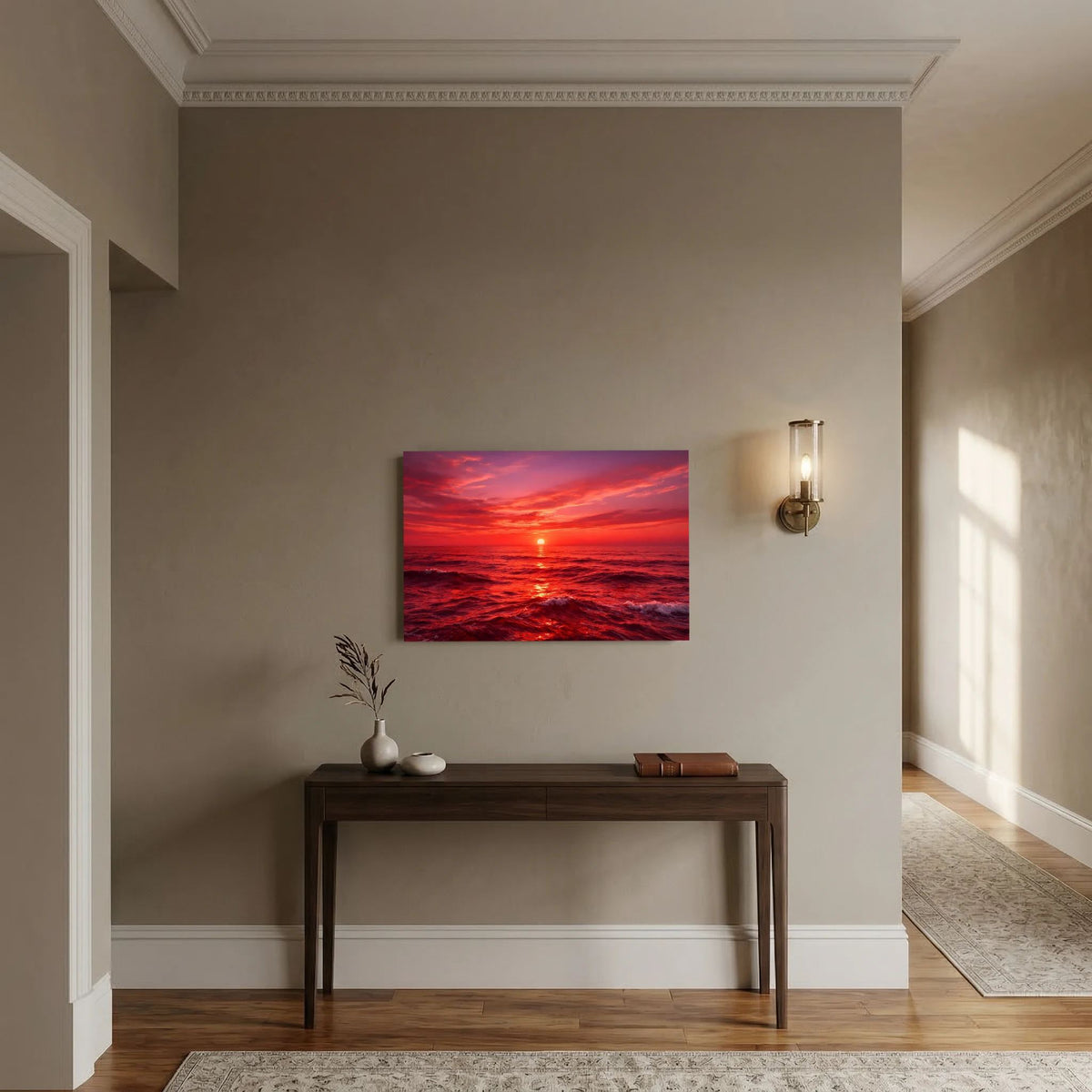 Querformatiges Wandbild mit Sonnenuntergang über dem Meer, rote Wellen und Sonne im Wasser