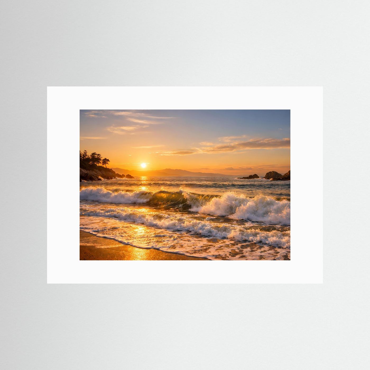 Goldener Sonnenuntergang an der Küste | Panorama Wellen & Strand Poster Querformat