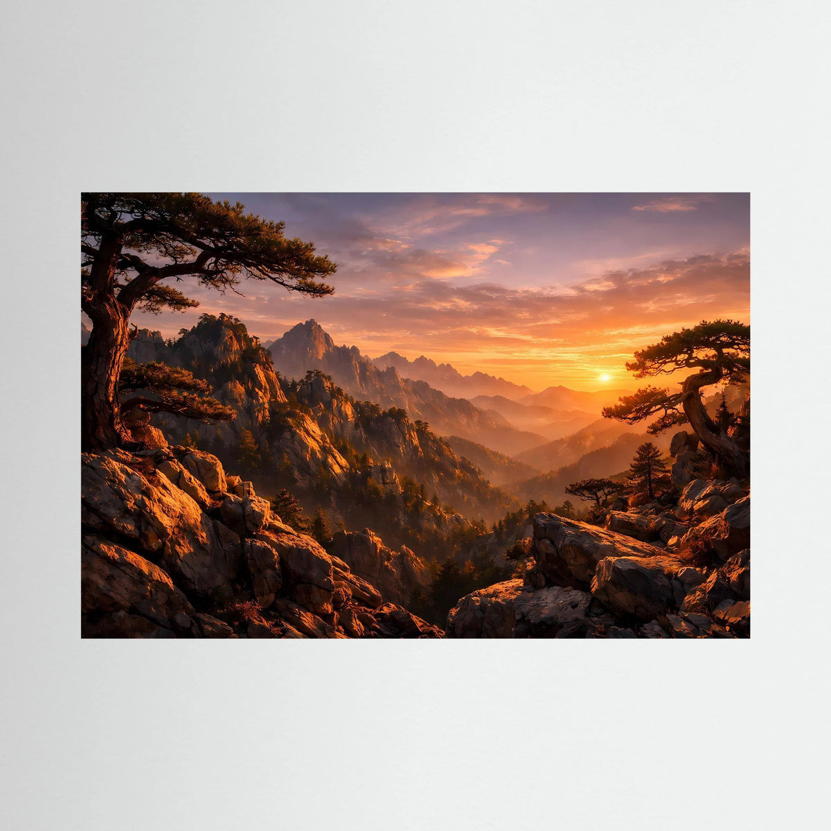Querformatiges Wandposter mit Alpenlandschaft und Sonnenuntergang über Berggipfeln