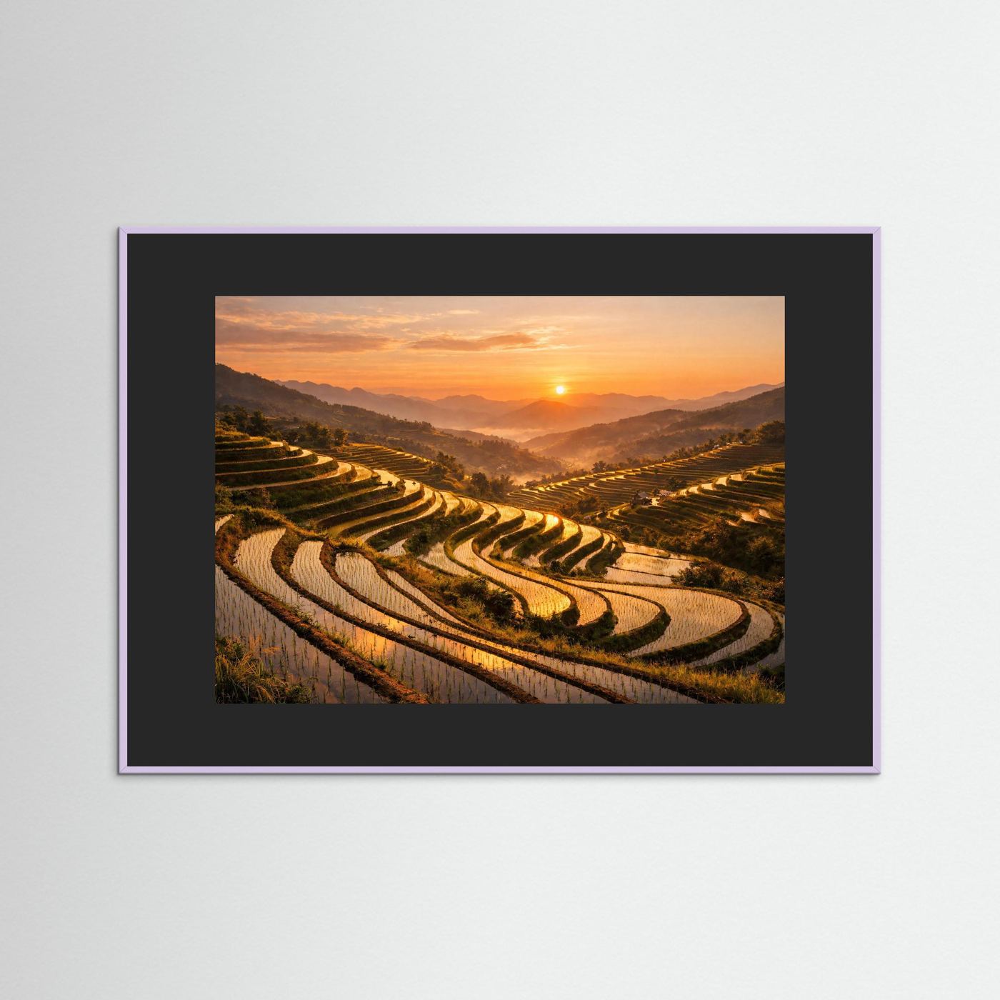 Wandbild mit Reisterrassen bei Sonnenuntergang, schwarzer Rahmen, farbiger Rand