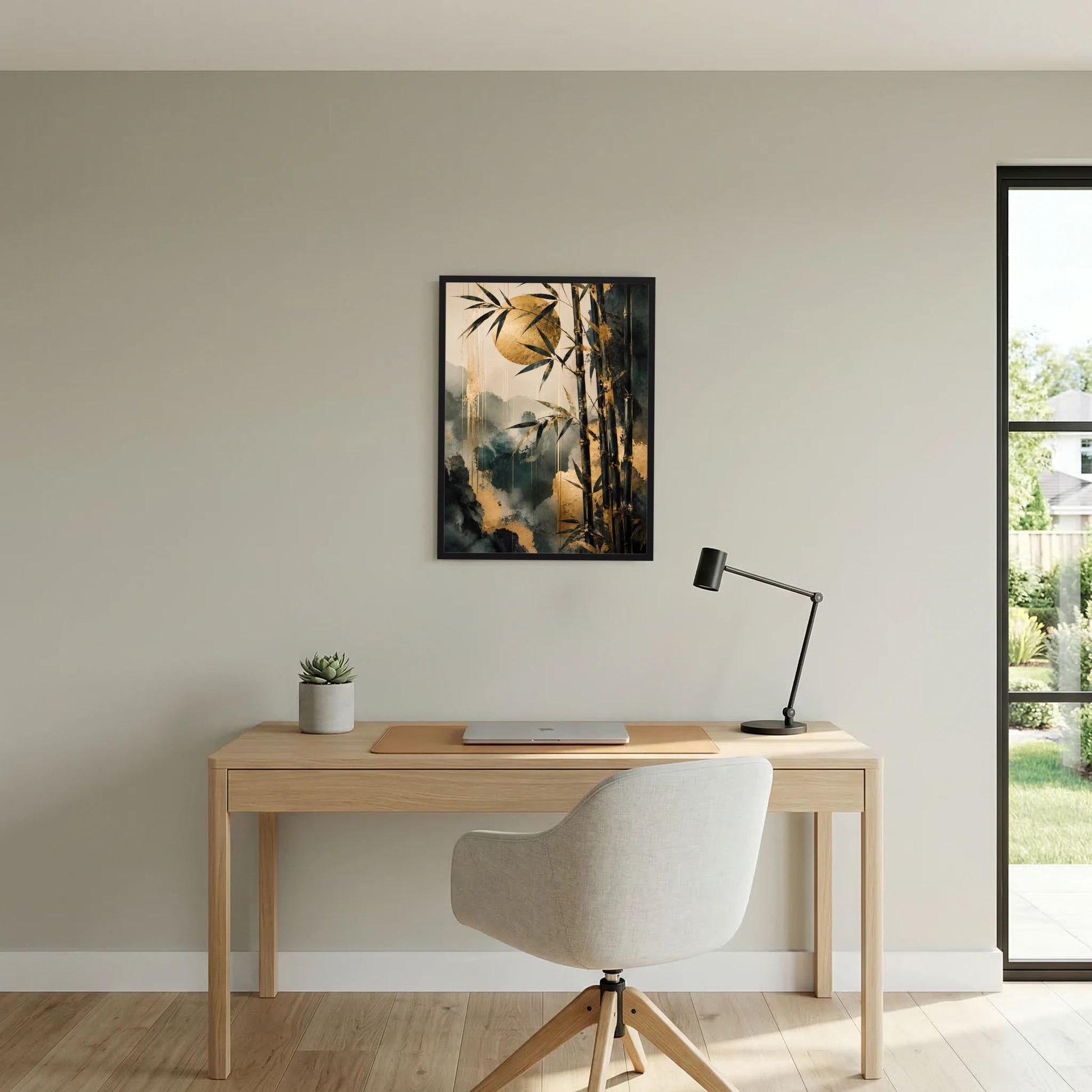 Poster an der Wand: abstraktes Bambusbild mit goldenen und blauen Farbverläufen, schwarzer Rahmen