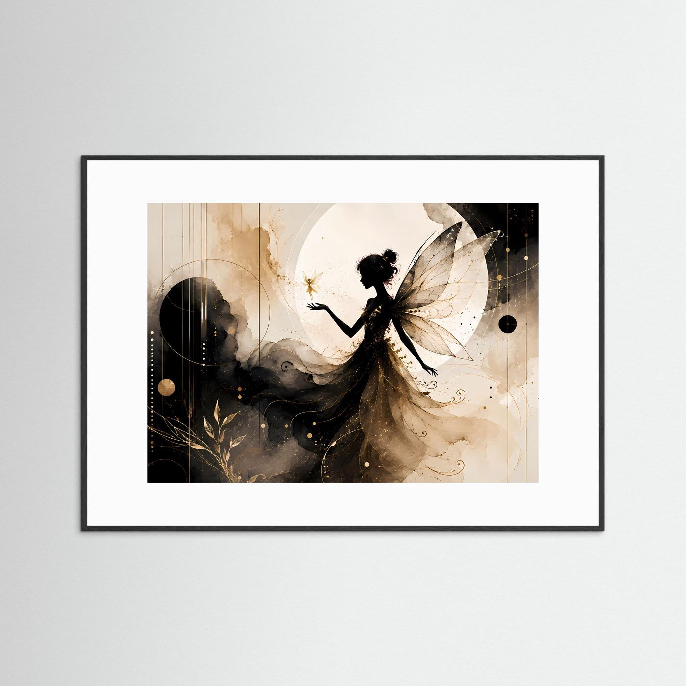 Querformat-Poster mit Fee-Silhouette und Flügeln, schwarz-gold, im schwarzen Rahmen mit weißem Rand