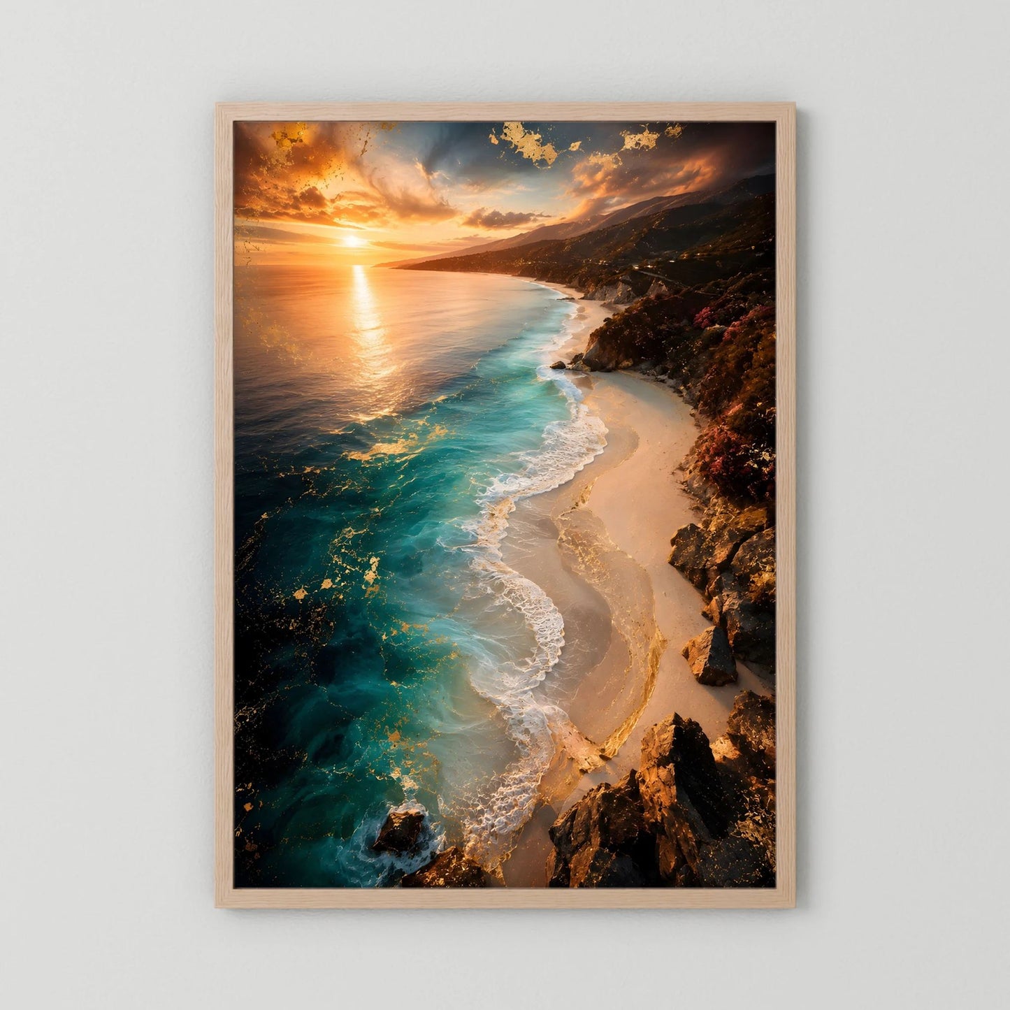Hochformatiges Landschaftsposter mit Küstenstrand, türkisblaues Meer und Sonnenuntergang, Holzrahmen natur.