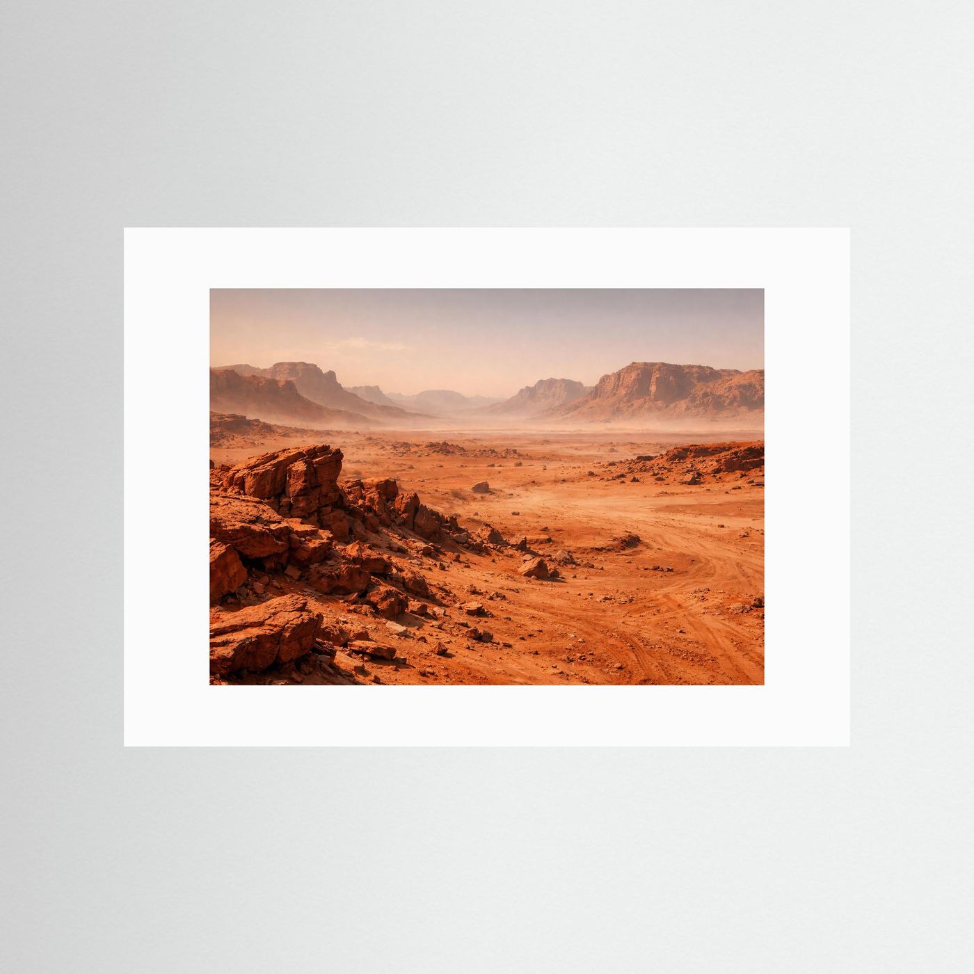 Panorama-Poster im Querformat mit roter Wüstenlandschaft, mit weißem Passepartout