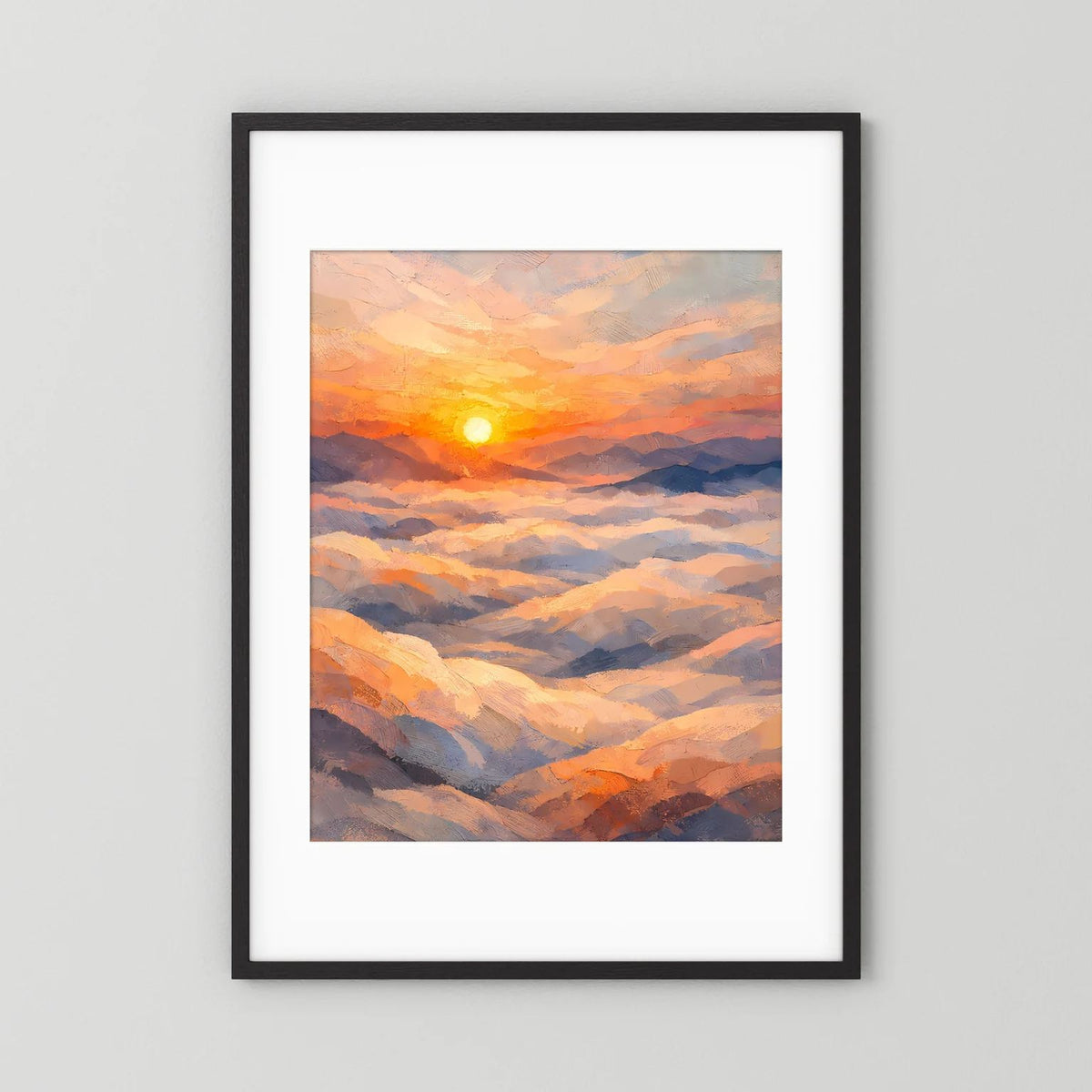 Poster mit Sonnenuntergang über Wolken in Pastellfarben, schwarzer Rahmen und weißes Passepartout.