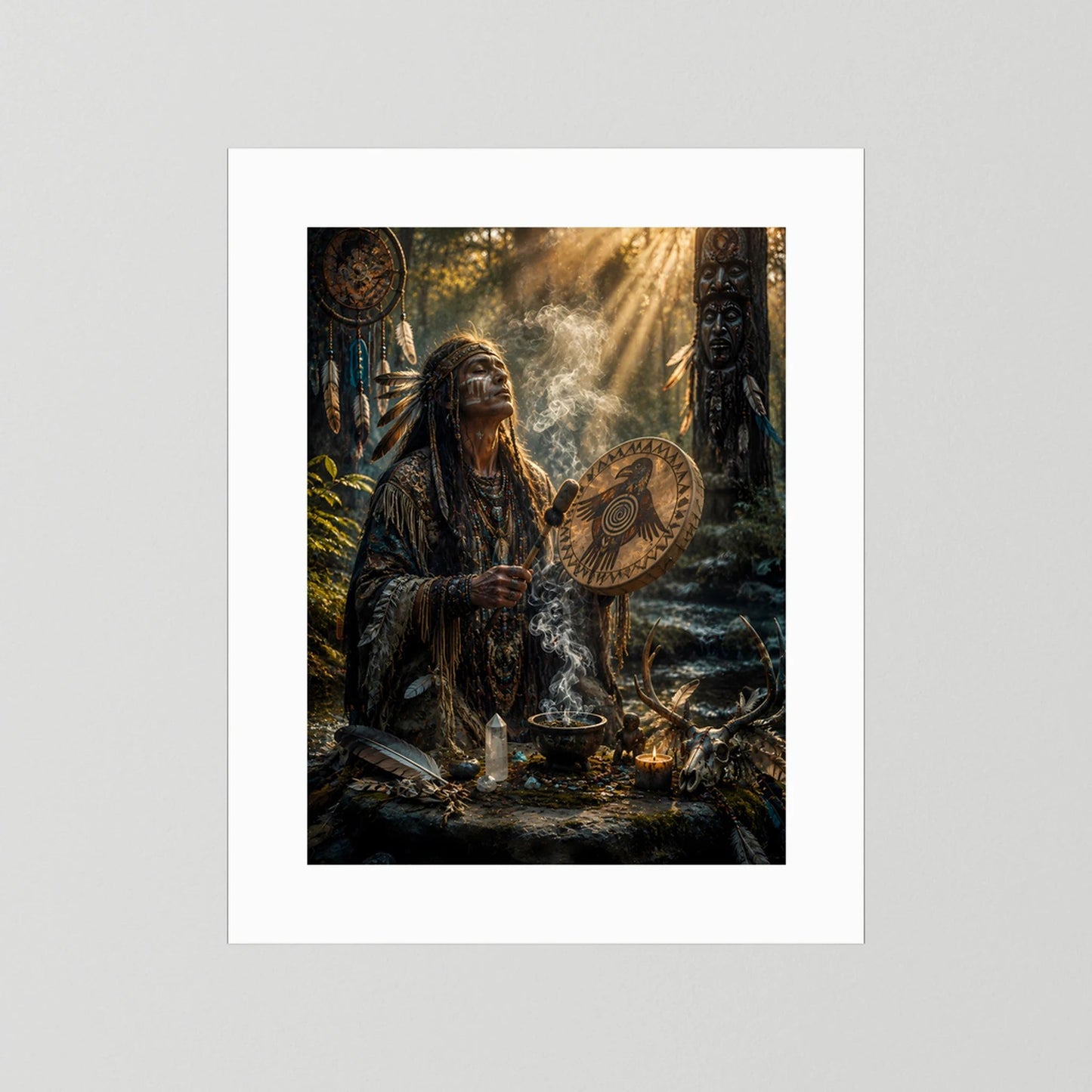 Poster mit Schamanenfigur, Trommel und Rauch, weißer Passepartout-Rand, hochformat.