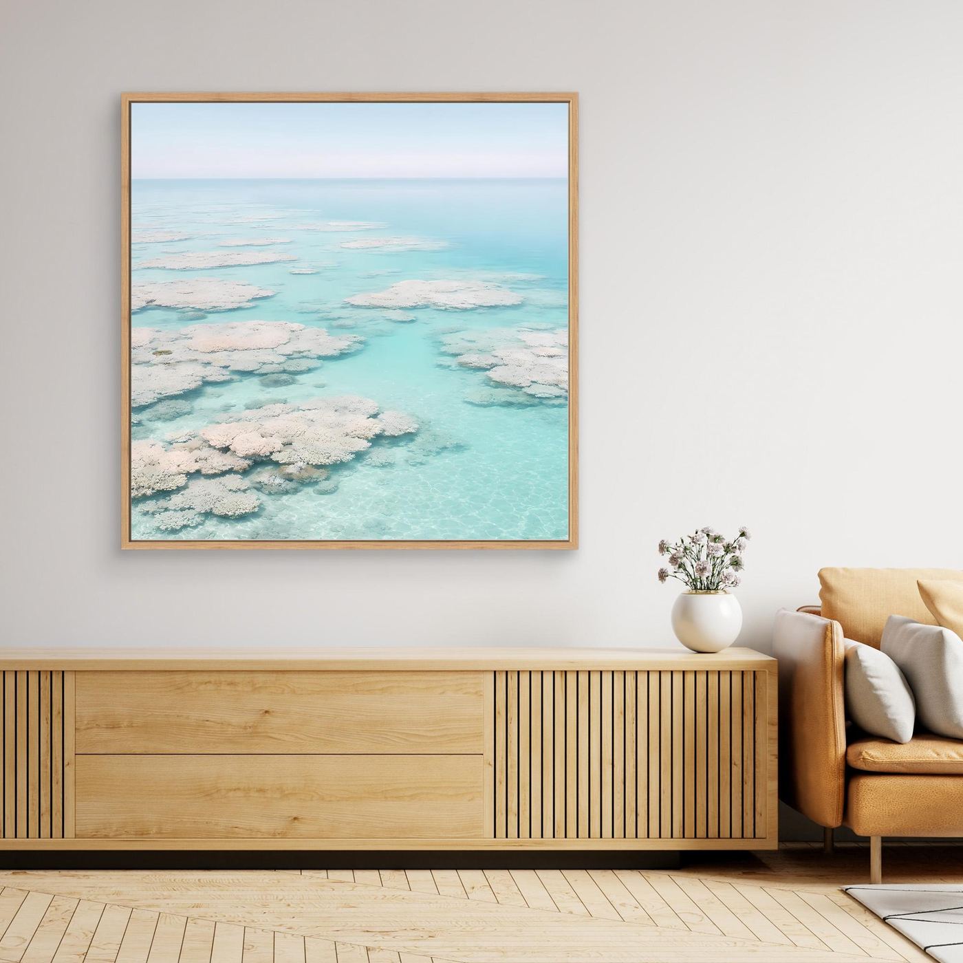 Quadratisches Leinwandbild Korallenmeer in Pastell-Türkis, goldbrauner Rahmen