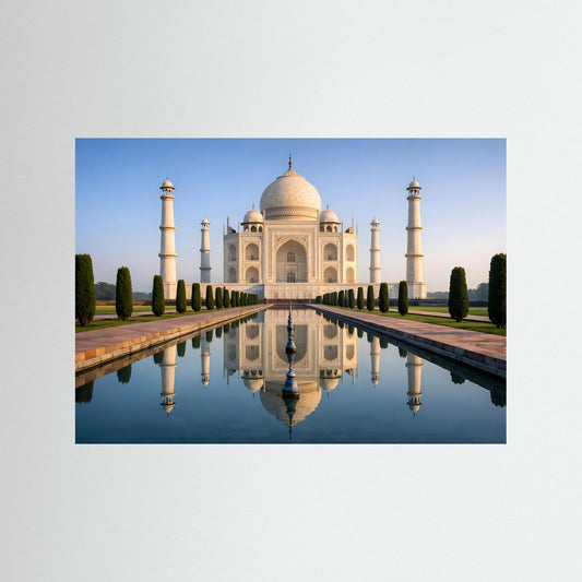 Poster Taj Mahal mit Spiegelung im Wasser, blaue Einfassung, Querformat