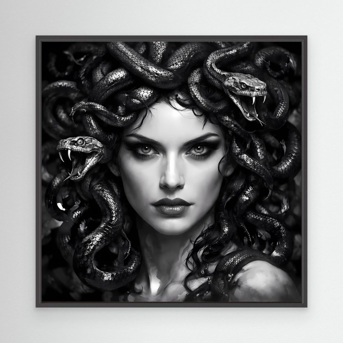 Leinwand Mystische Medusa im Schlangenkleid | Düsteres Mythologie Wandbild