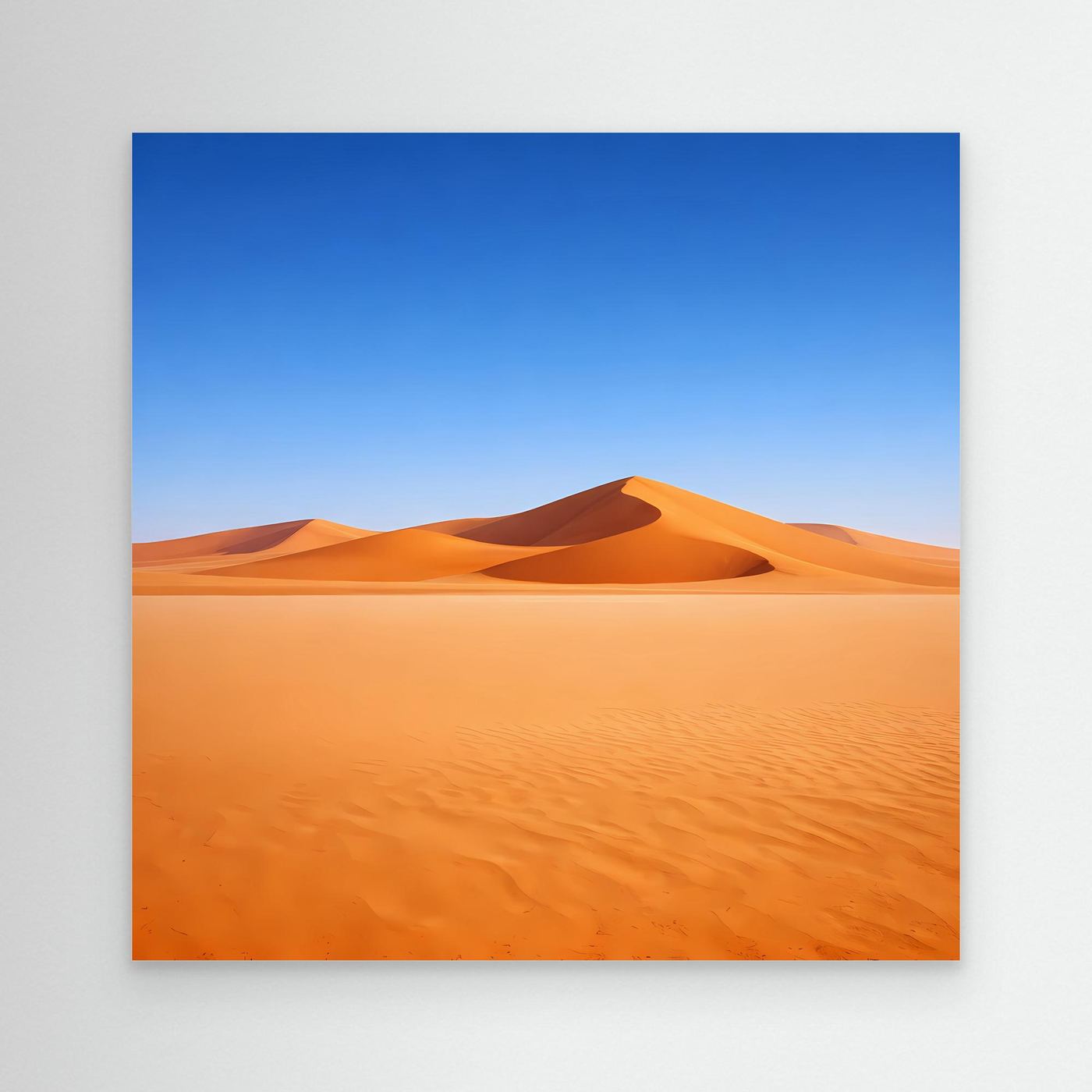 Leinwandbild mit Sanddünen in Orange und Blau, breiter weißer Rand