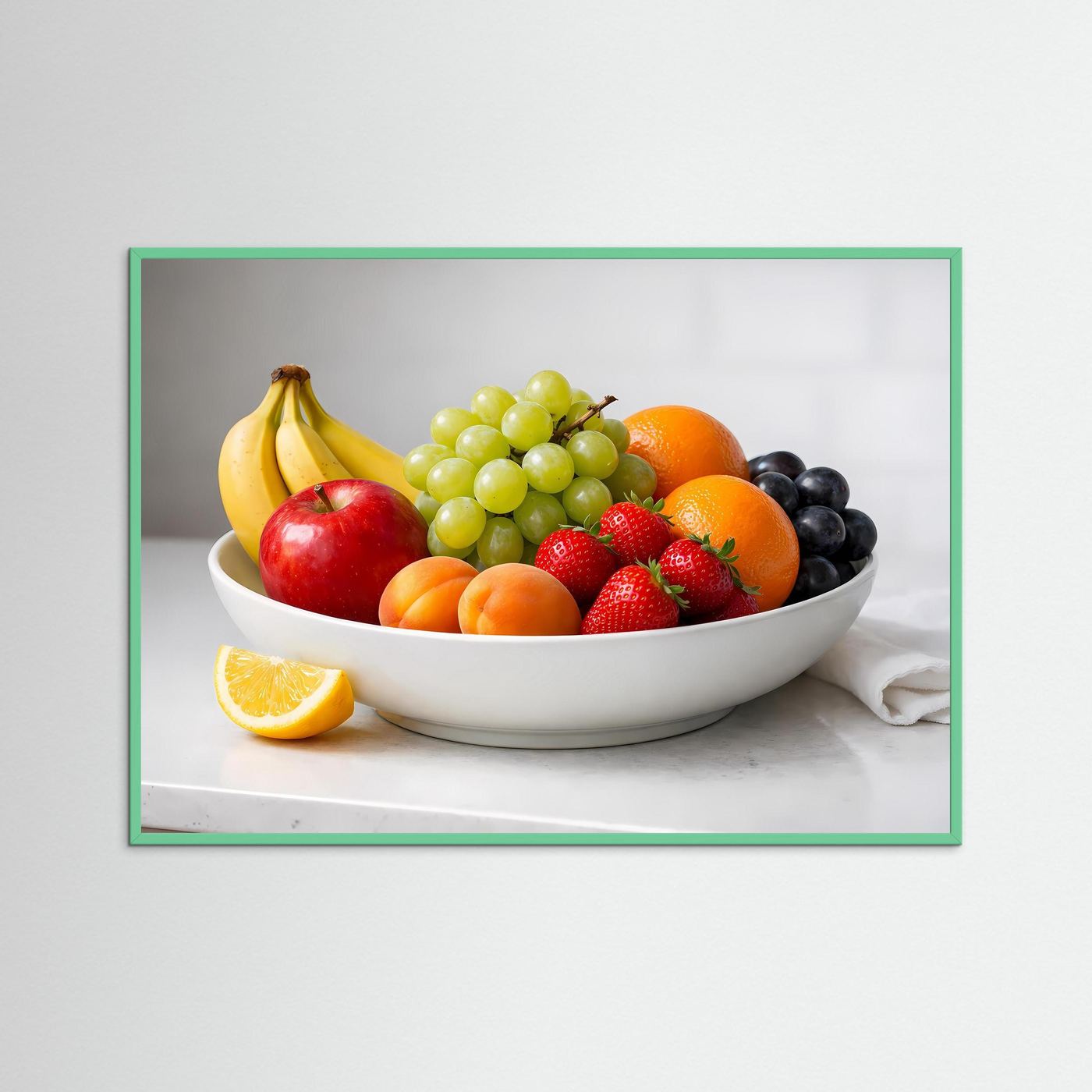 Obststillleben-Poster im Querformat: weiße Schüssel mit Früchten, Roséholzrahmen.