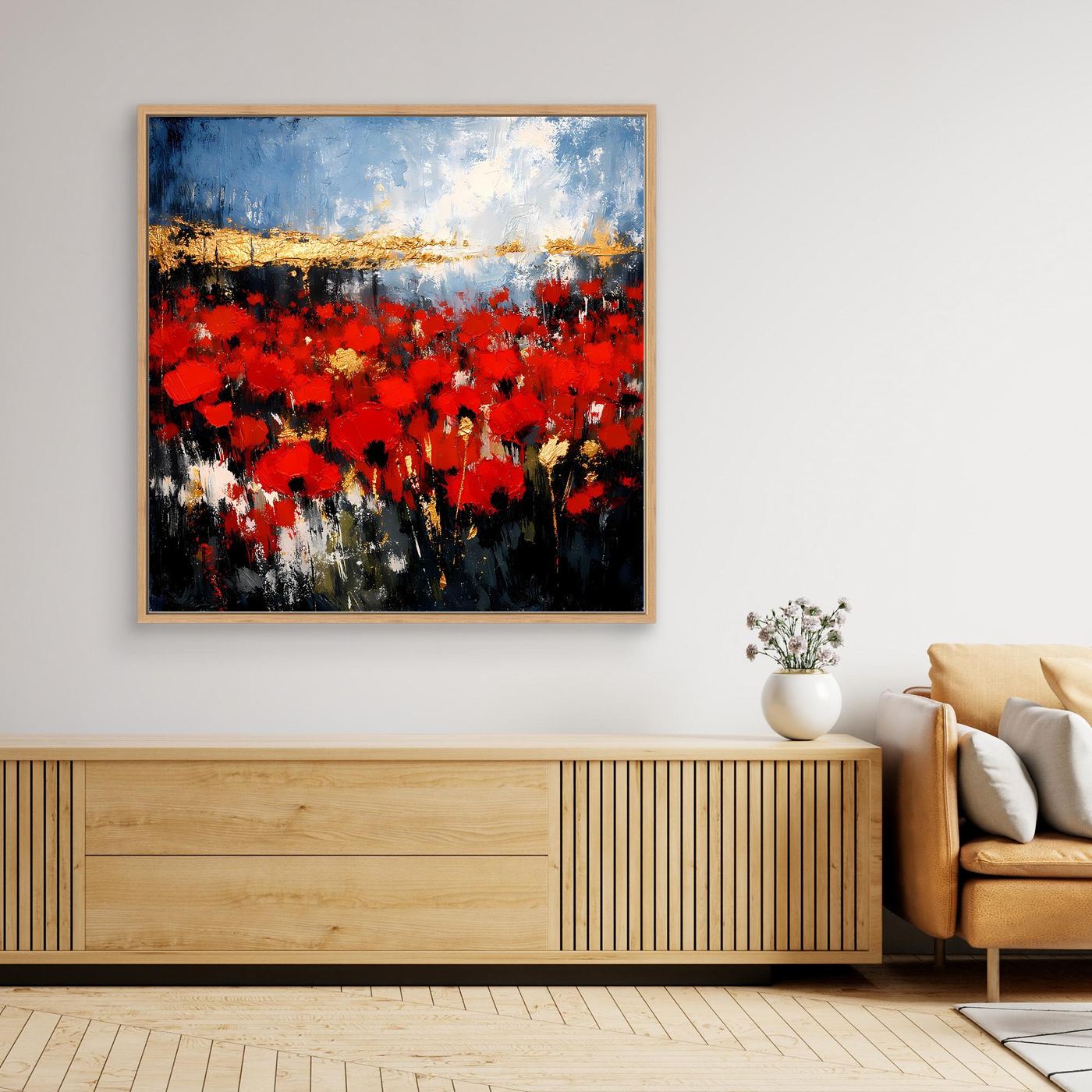 Wandbild mit Holzrahmen: rotes Blütenfeld, blauer Himmel und goldene Lichtspur