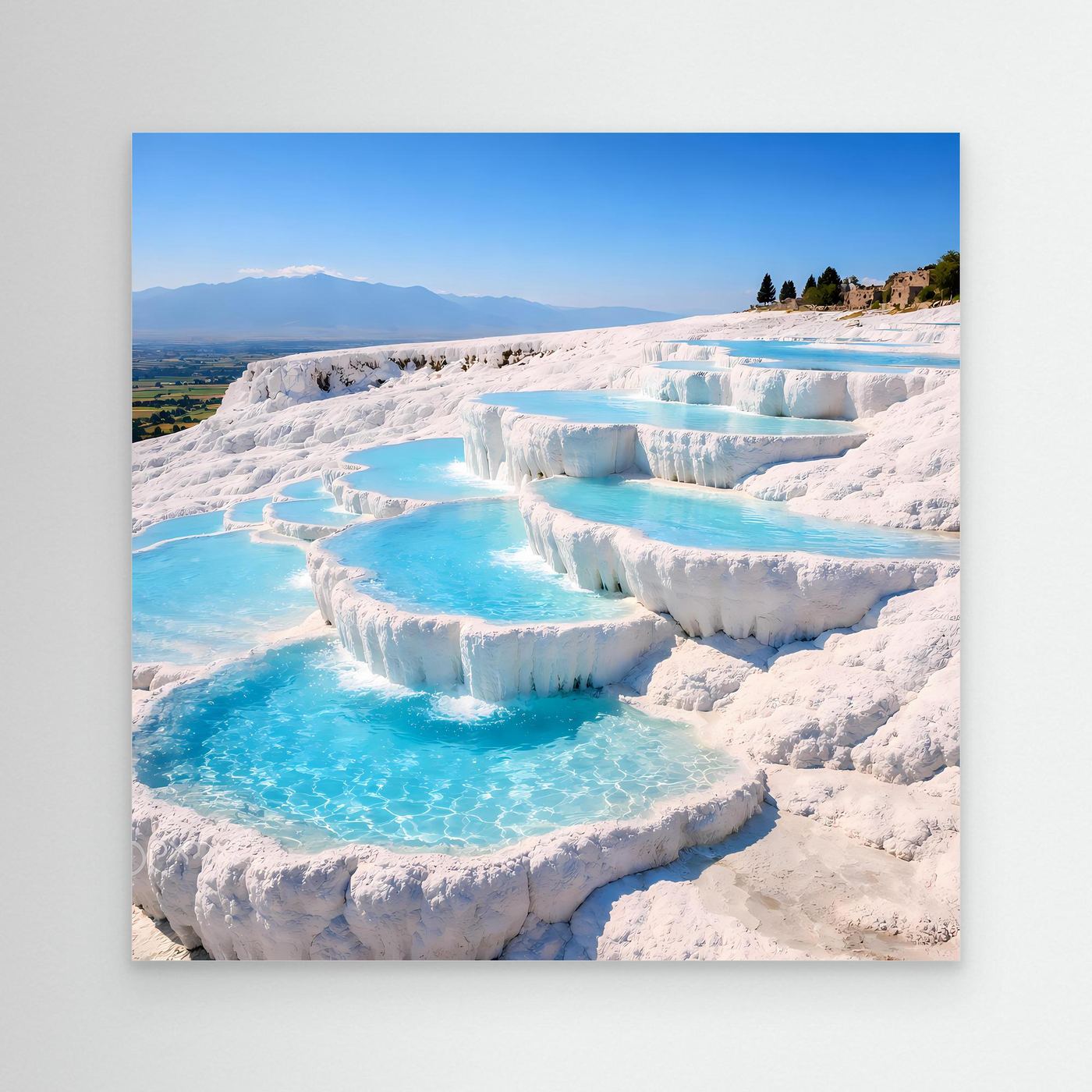 Leinwandbild: türkisfarbene Thermalbecken und weiße Kalkterrassen von Pamukkale