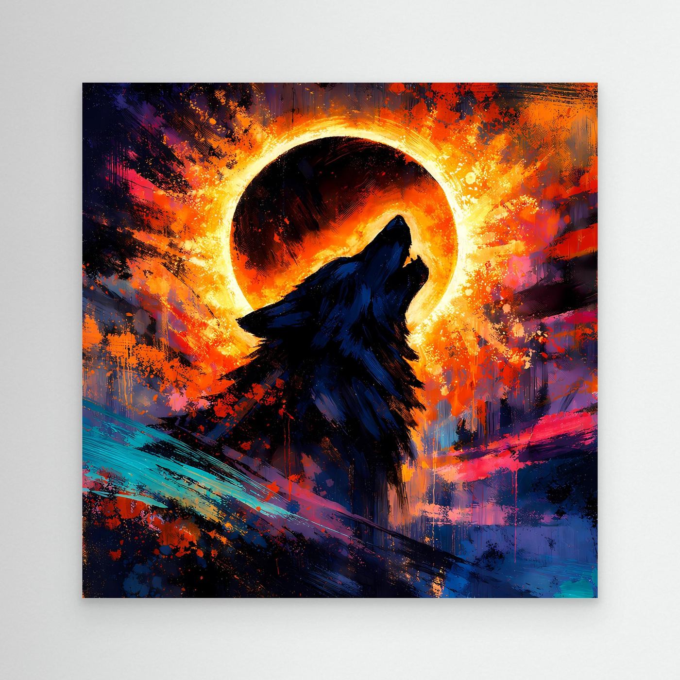 Leinwand-Wandbild mit heulendem Wolf vor großer, leuchtender Sonnenfinsternis
