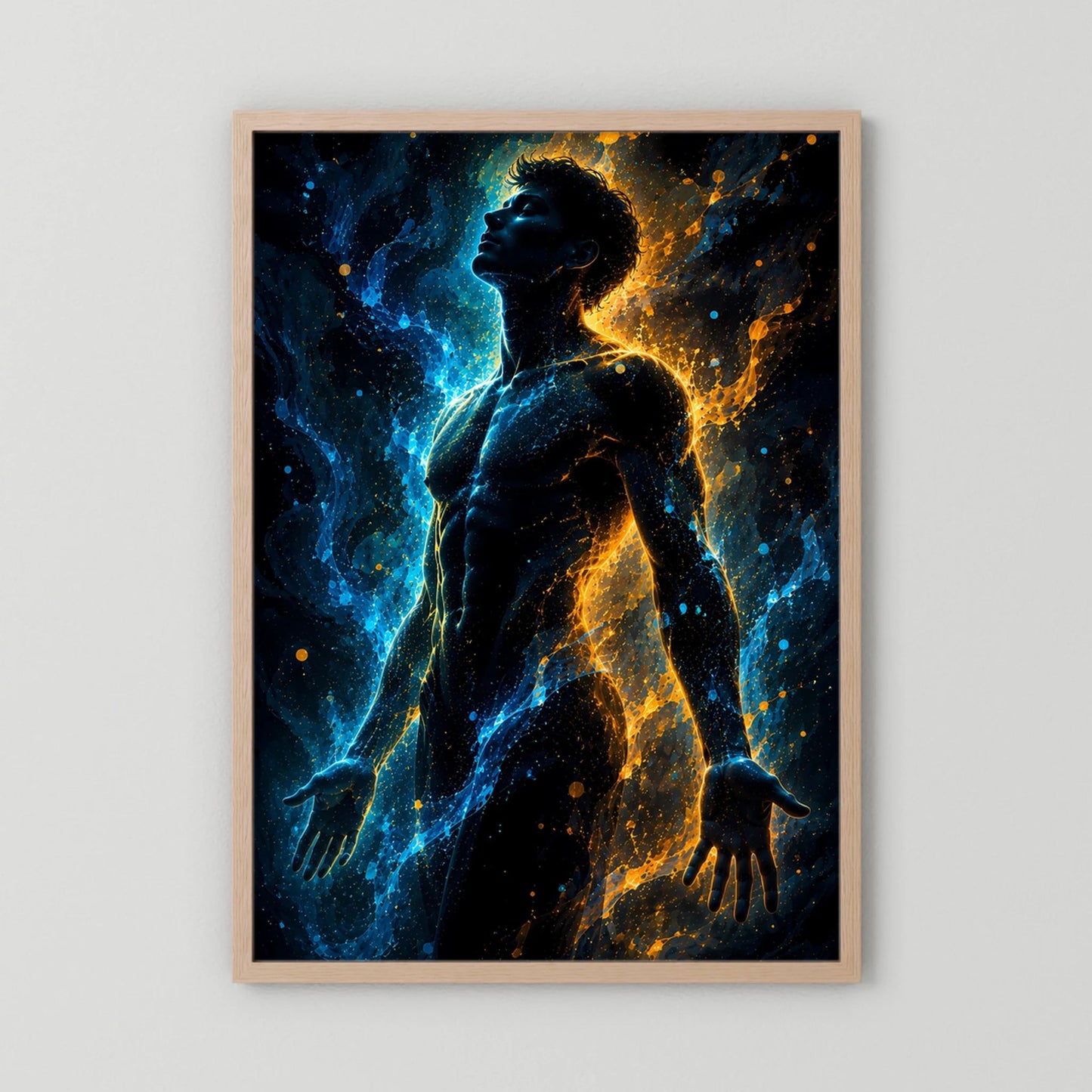 Hochformat-Poster mit männlicher Silhouette, leuchtende Blau- und Goldtöne, heller Holzrahmen