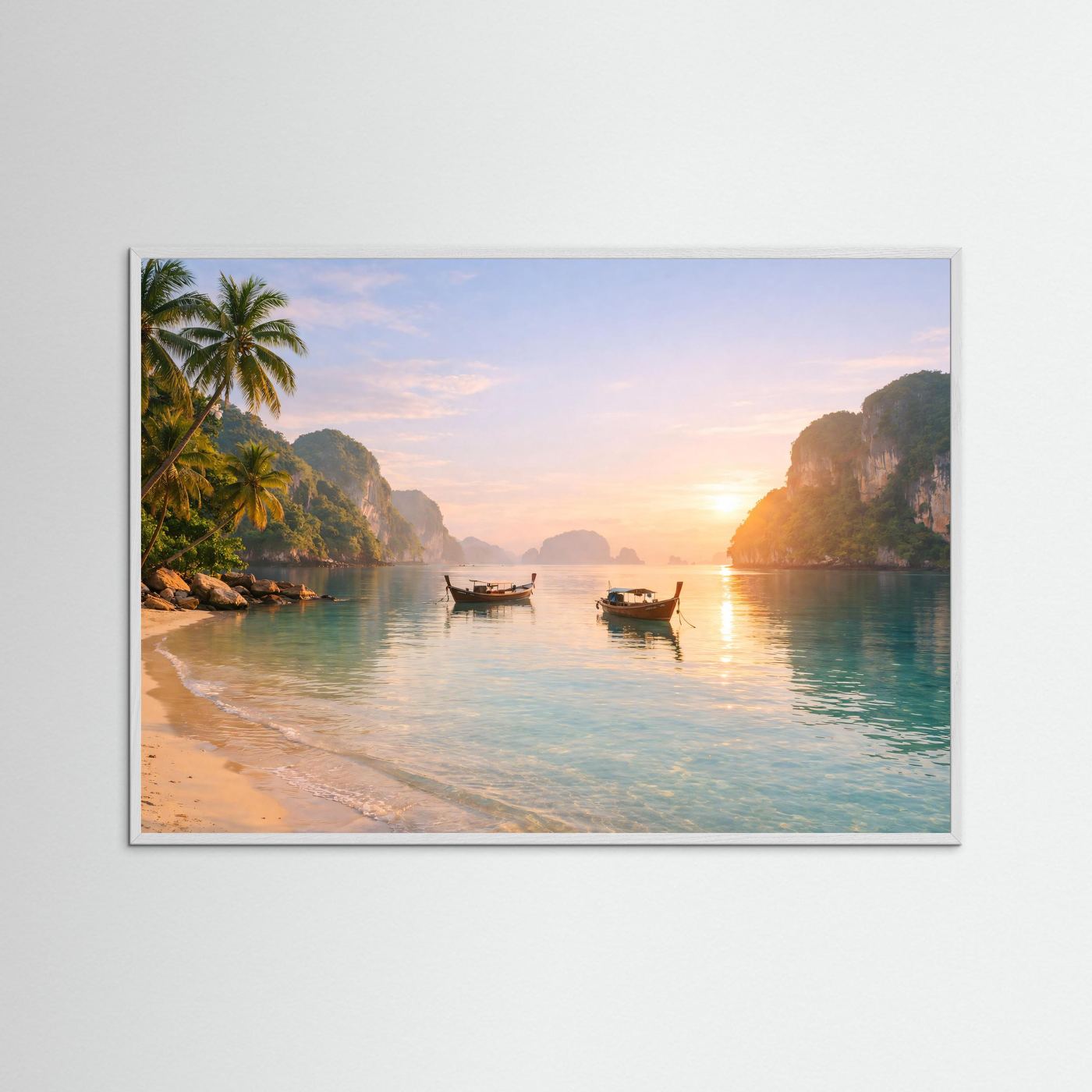 Tropischer Sonnenaufgang am Strand | Panorama Boote & Lagune Poster Querformat