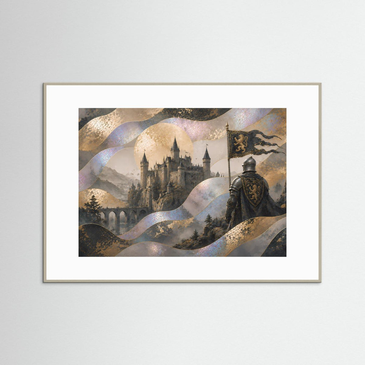 Poster mit mittelalterlicher Burglandschaft und goldenen Ornamenten im grauem Holzrahmen