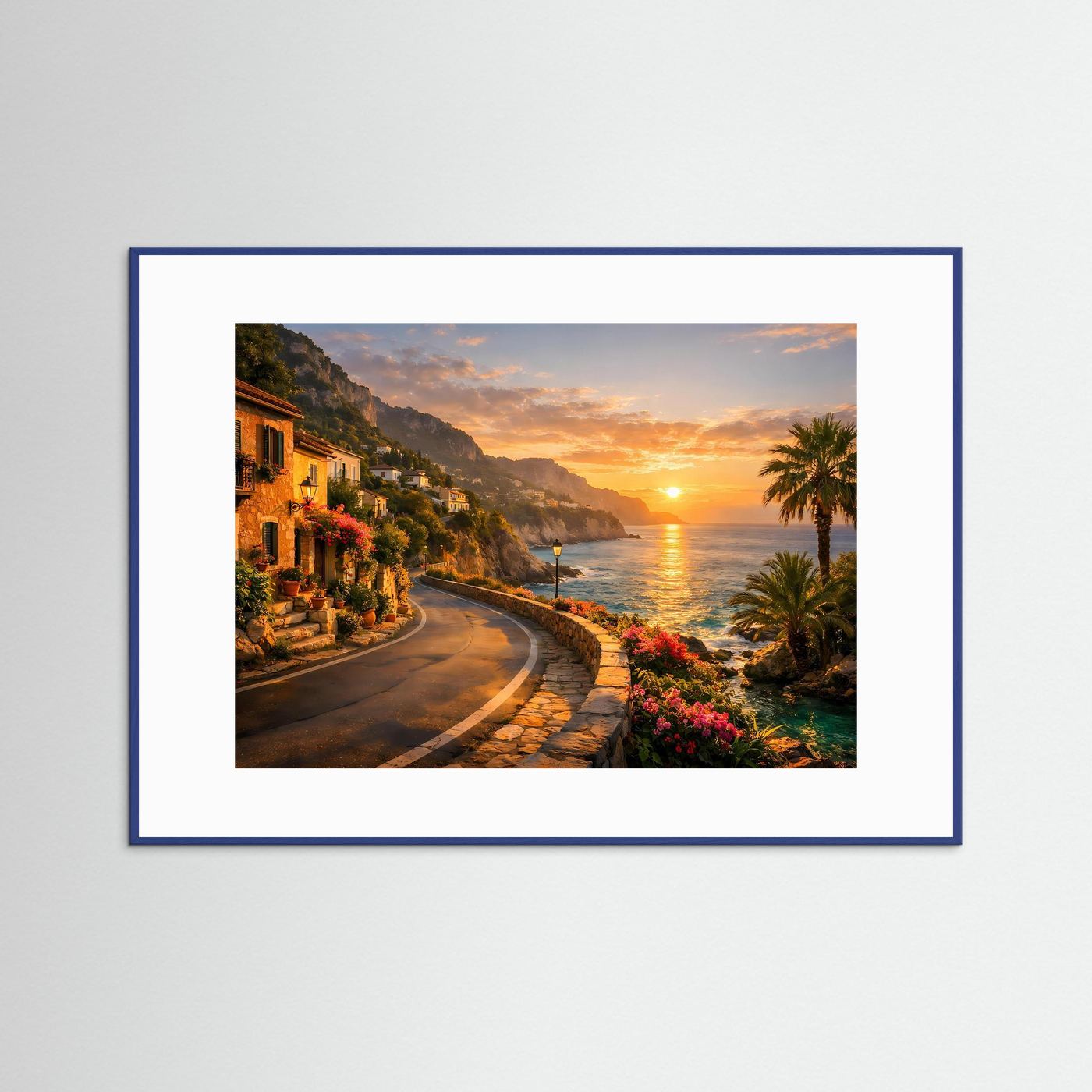 Küstenstraßen-Poster mit blauem Rahmen: Sonnenuntergang am Meer, kurvige Straße und Palmen