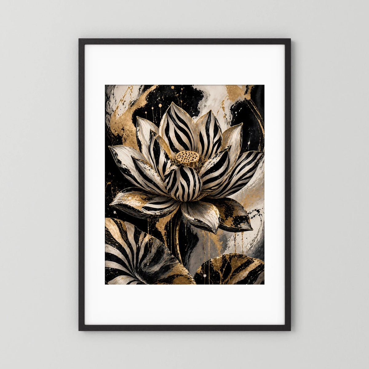 Abstraktes Lotusposter mit schwarzem Rahmen und weißem Passepartout, Zebra-Blüten, Gold