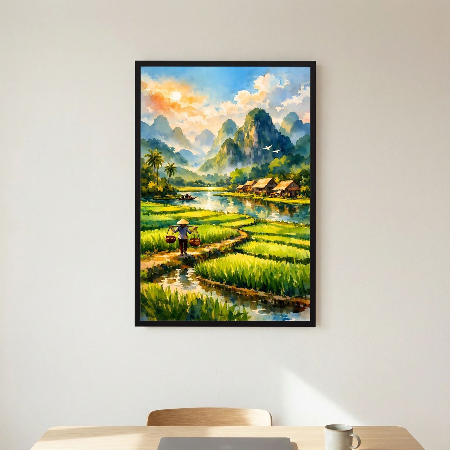 Reisfelder-Poster im Hochformat: Fluss, grüne Terrassen, Dorfhütten, Berge und Vögel im schwarzen Rahmen.