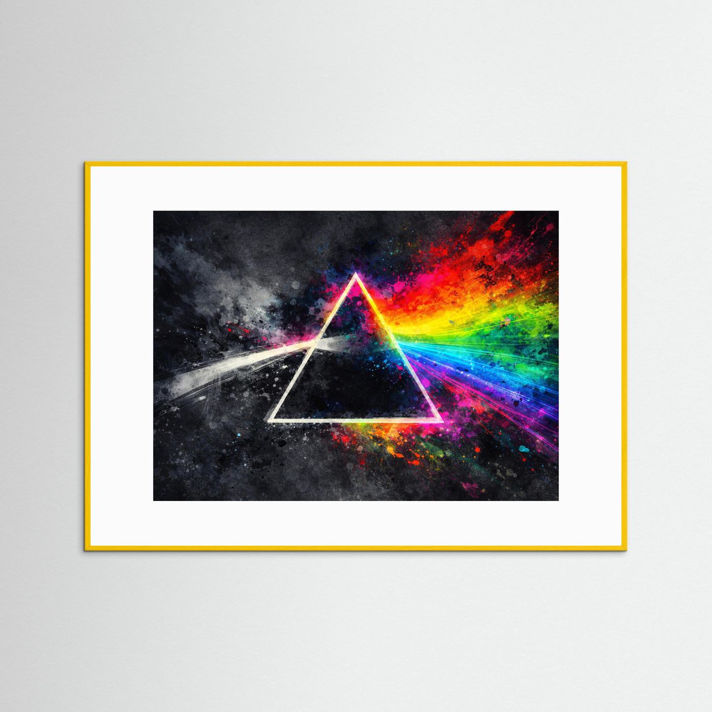 Wandbild mit dreieckiger Neonform und regenbogenfarbenem Prisma, gelb eingefasst