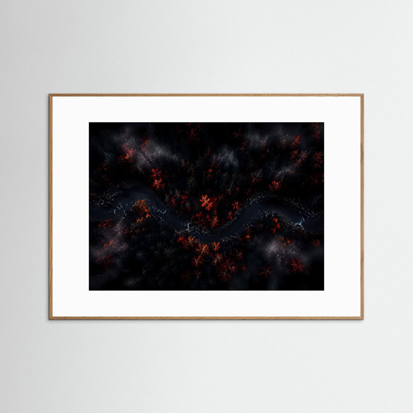 Mystischer Wald aus der Vogelperspektive | Dunkles Herbst Landschaftsbild | Atmosphärische Waldkunst mit Fluss | Modernes Natur Poster | Premium Leinwand