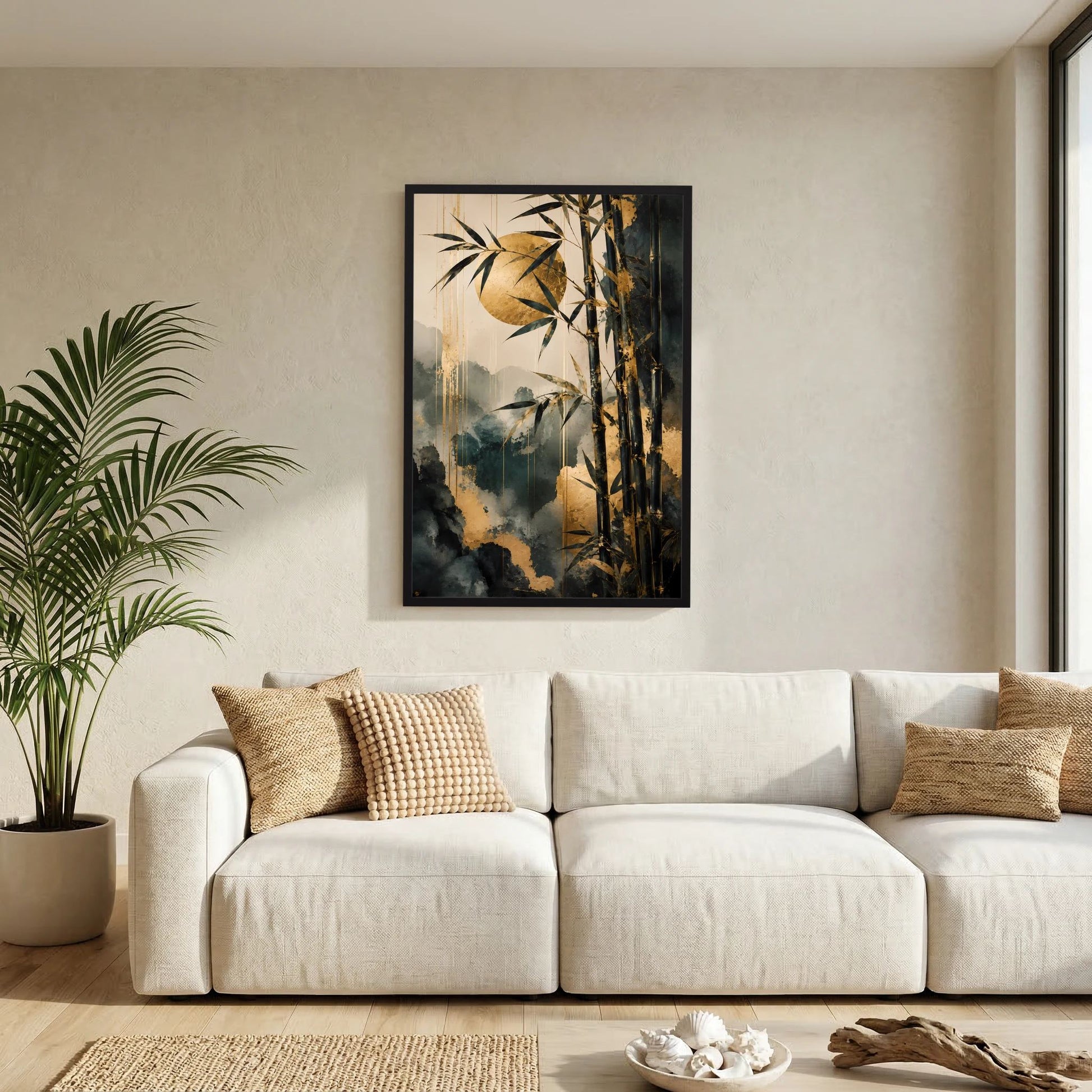Poster mit abstrakter Bambuskunst im schwarzen Rahmen über weißem Sofa