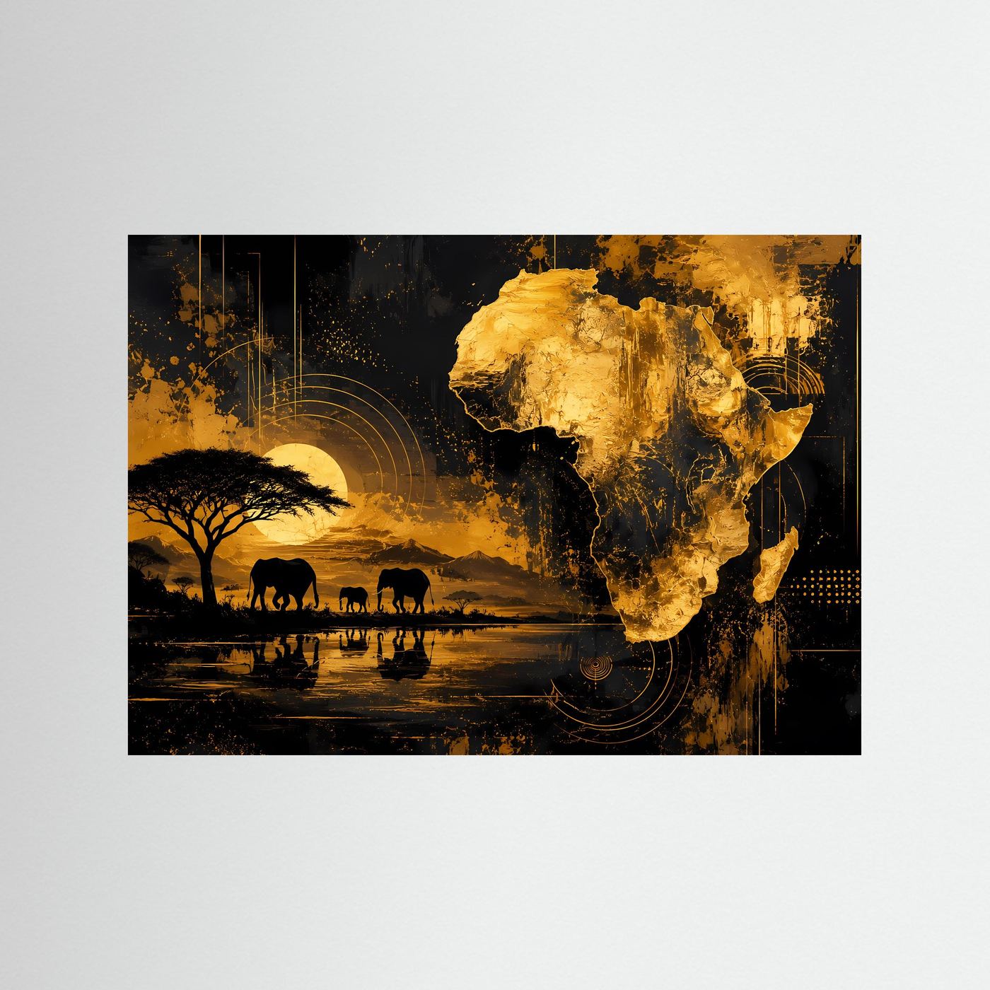 Gerahmtes Poster im Querformat mit goldener Afrikakarte, Elefanten und Savannenlandschaft