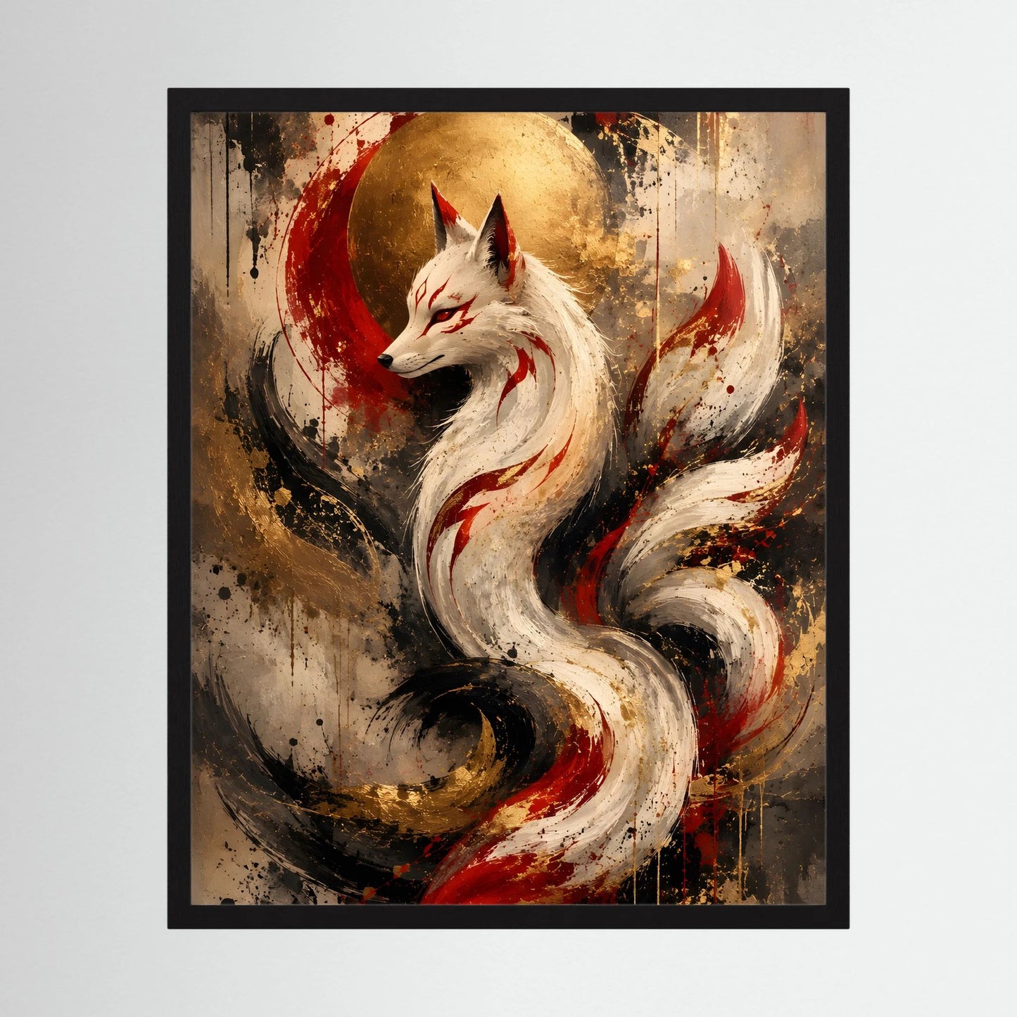 Ge rahmtes Kunstposter: weißer Fuchs mit rot-goldenen Flammen, goldenem Mond