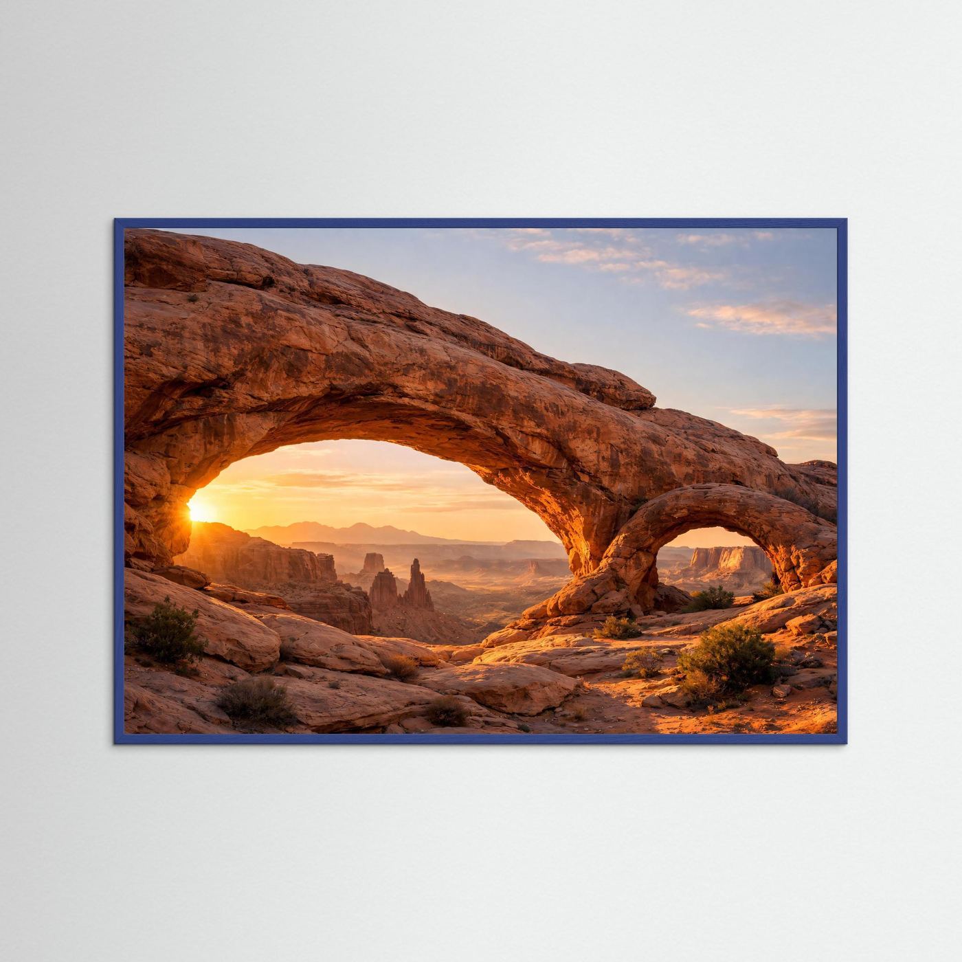 Majestätischer Felsbogen im goldenen Morgenlicht | Wüste & Natur Poster Querformat