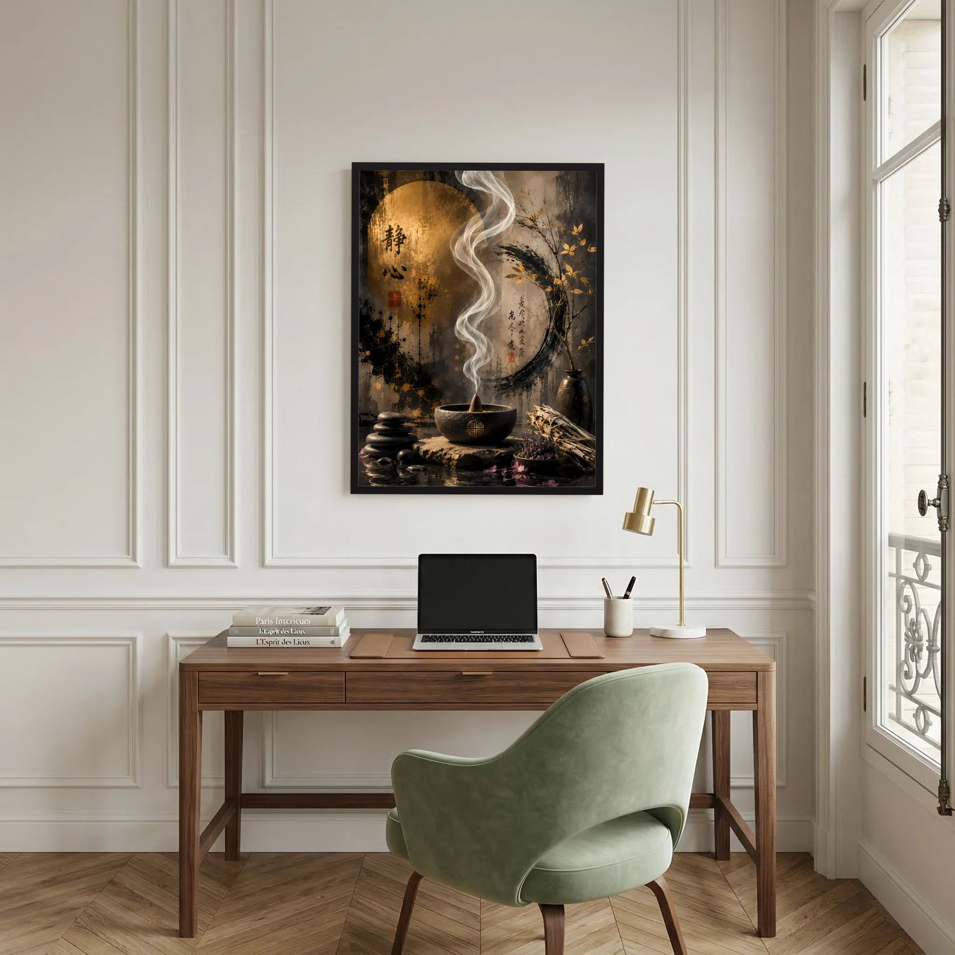 Gerahmtes Hochformat-Poster mit goldenem Kreis, Räucherstäbchen, Rauch und Halbprofil