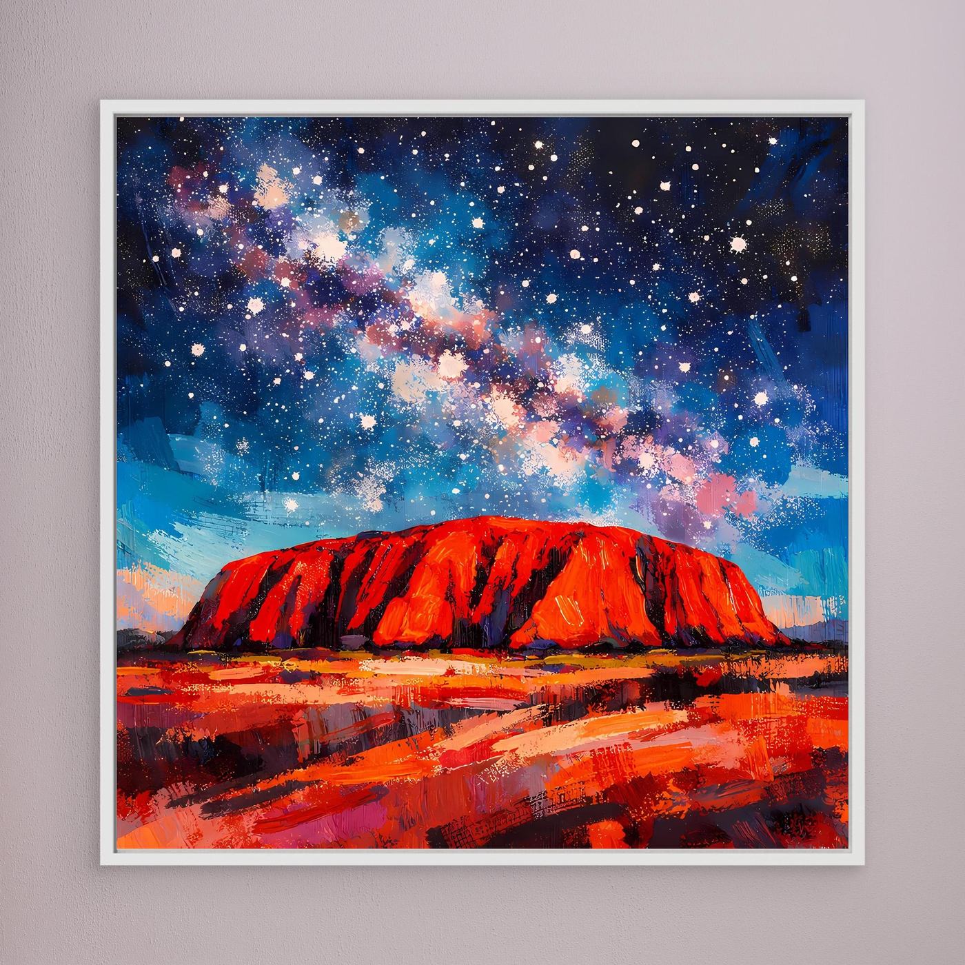 Wandbild mit Sternenhimmel und rotem Uluru, abstrakter Pinselstrich, weiß gerahmt