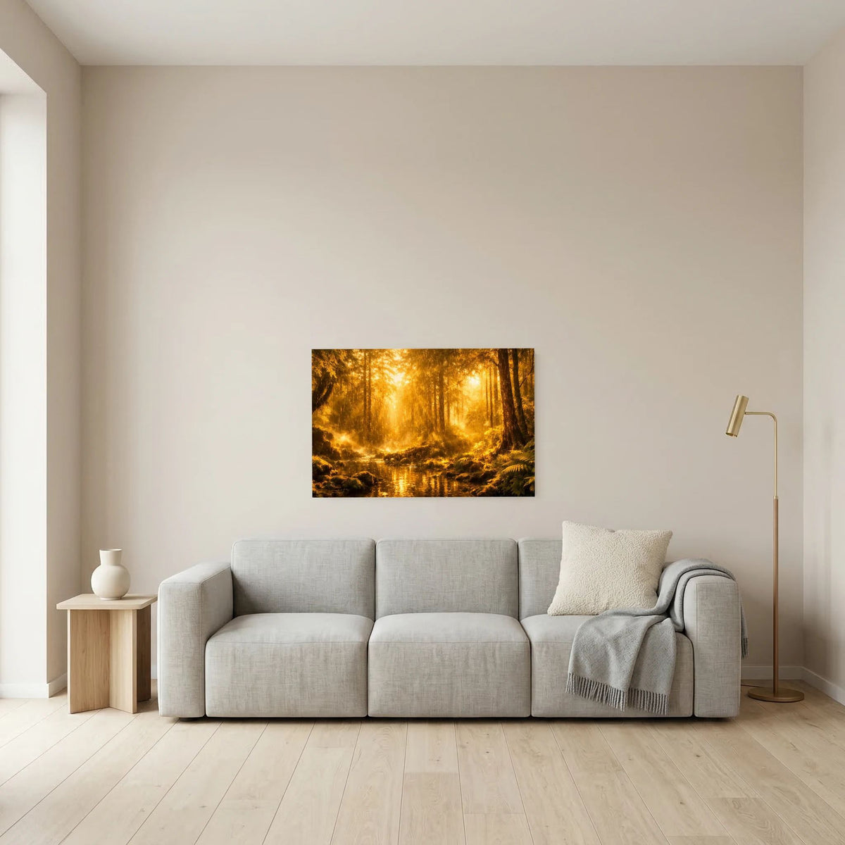 Wandbild mit goldener Waldlandschaft und Fluss über Sofa