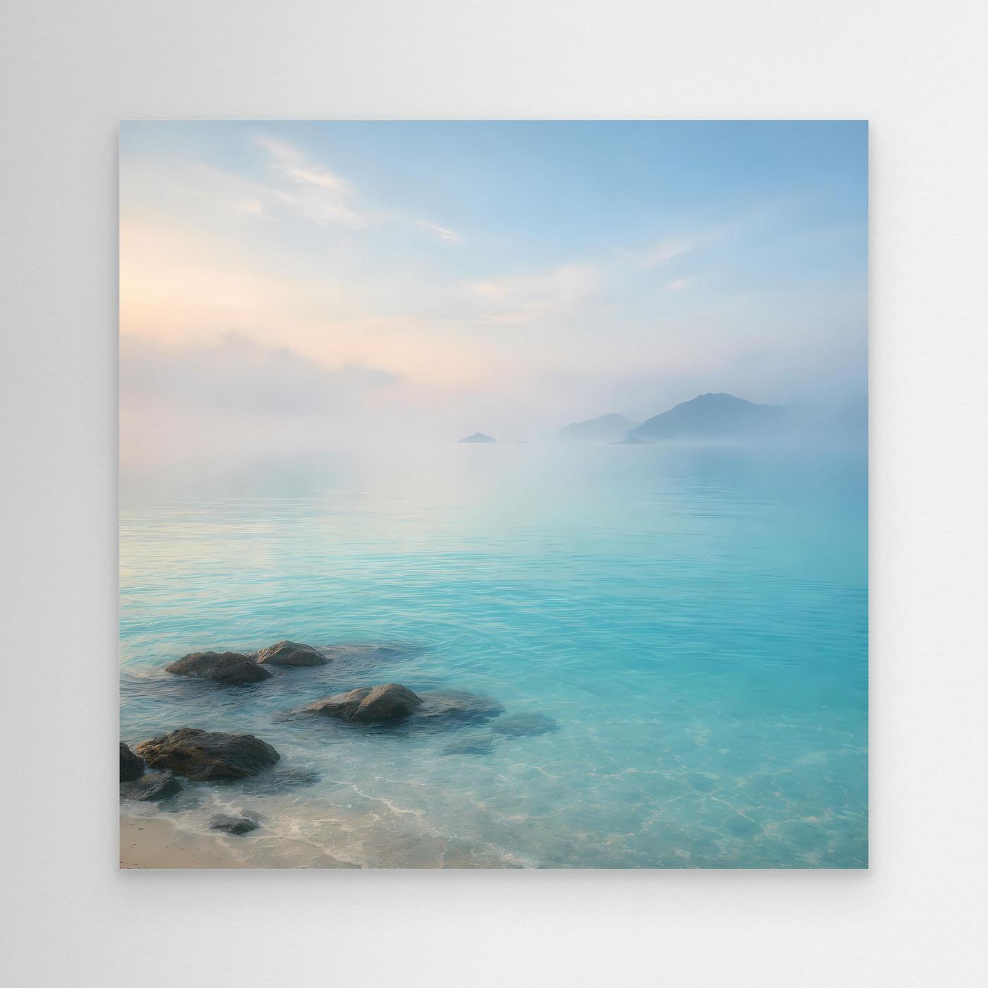 Leinwandbild mit nebeligem Meer in Türkis, ohne Rahmen