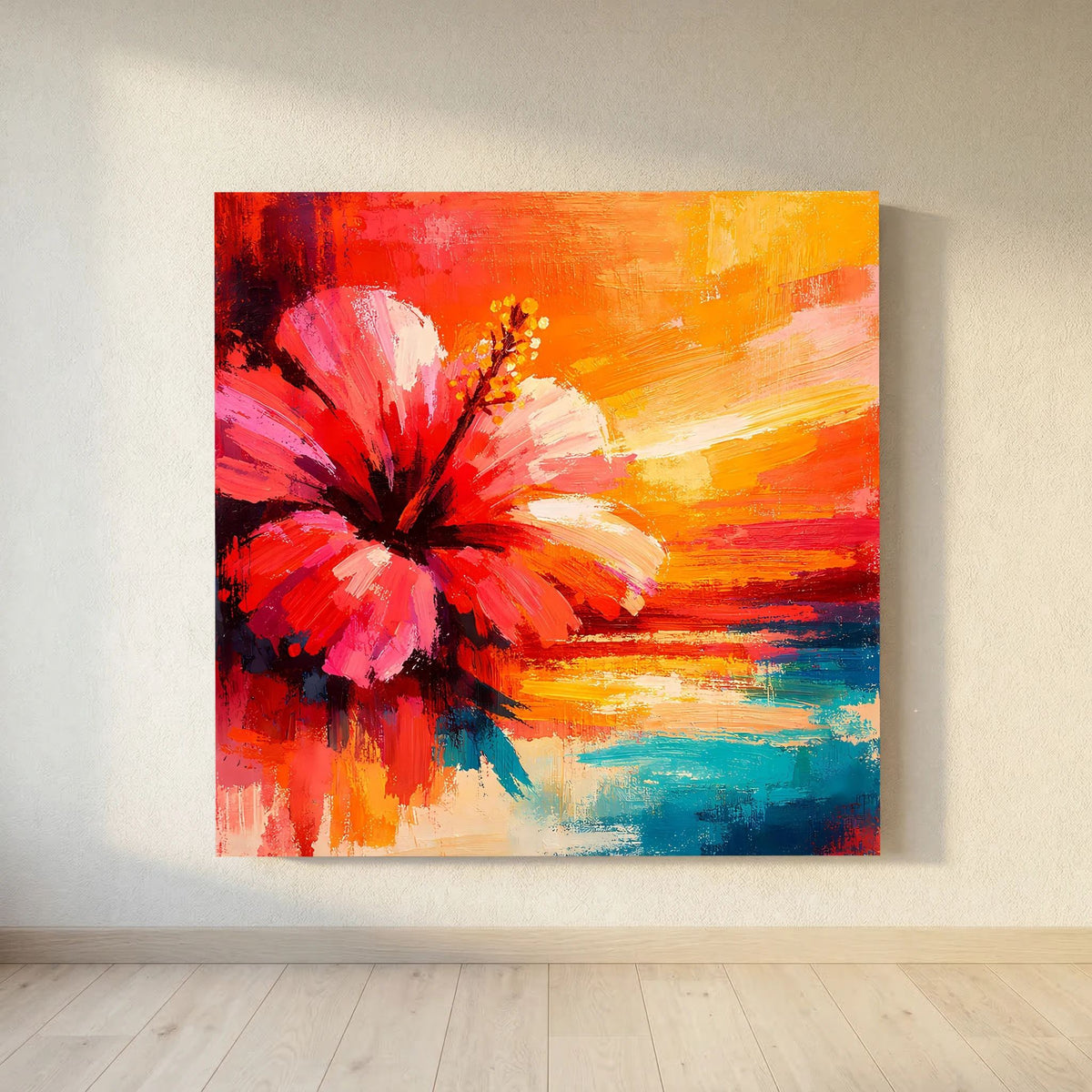Abstraktes Hibiskusblütenbild auf Leinwand mit kräftigen Pinselstrichen in Rot, Gelb und Blau